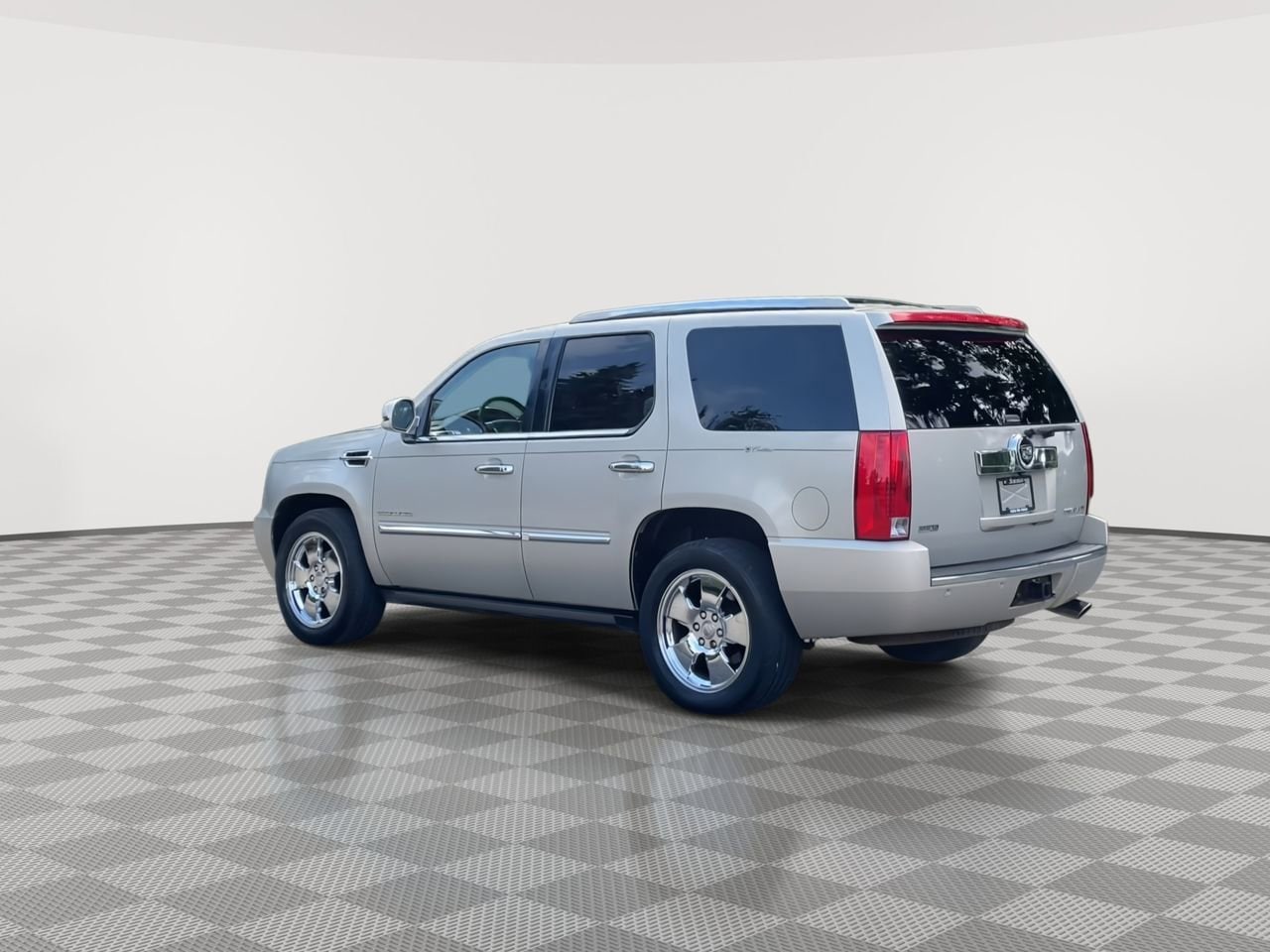Thumbnail: 2010 Cadillac Escalade - 6