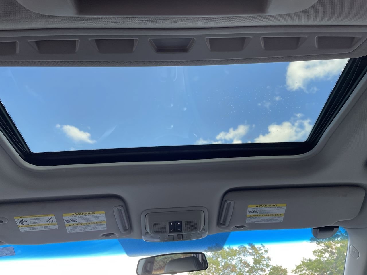Thumbnail: 2010 Subaru Tribeca - 21
