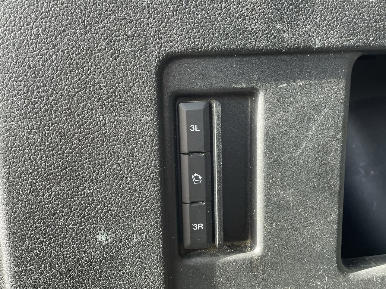 Thumbnail: 2019 Ford Expedition - 18