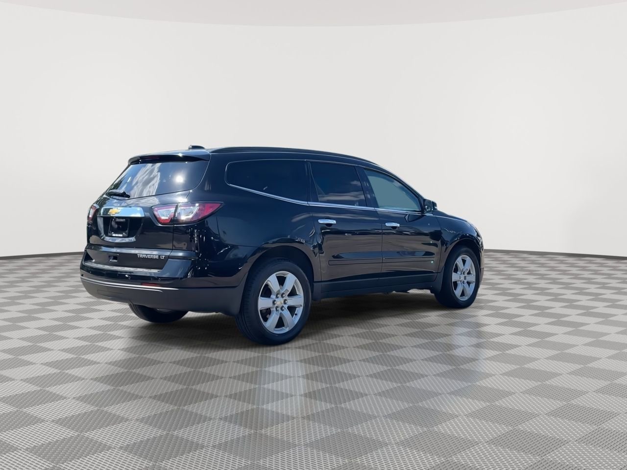 Thumbnail: 2016 Chevrolet Traverse - 8