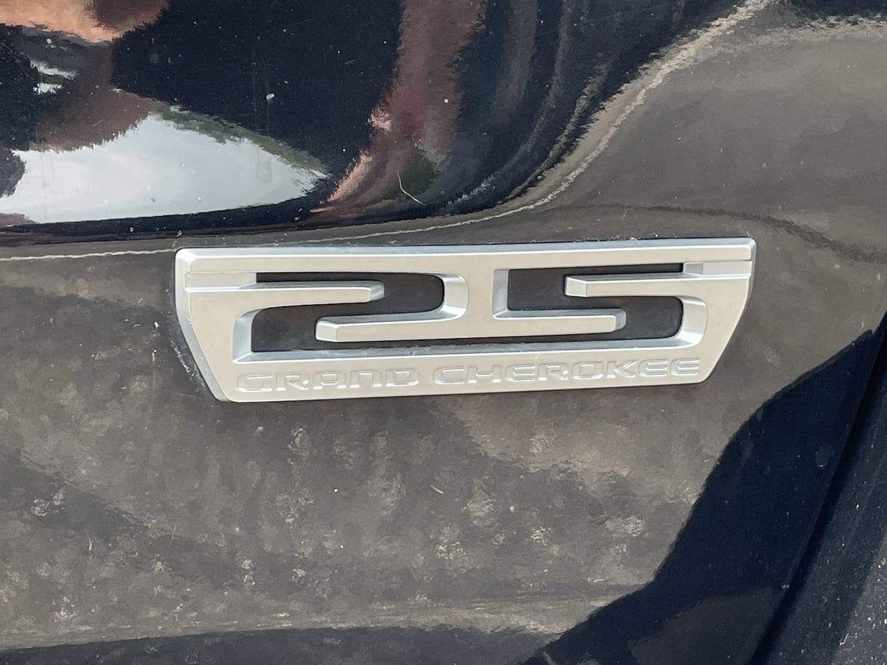Thumbnail: 2018 Jeep Grand Cherokee - 41
