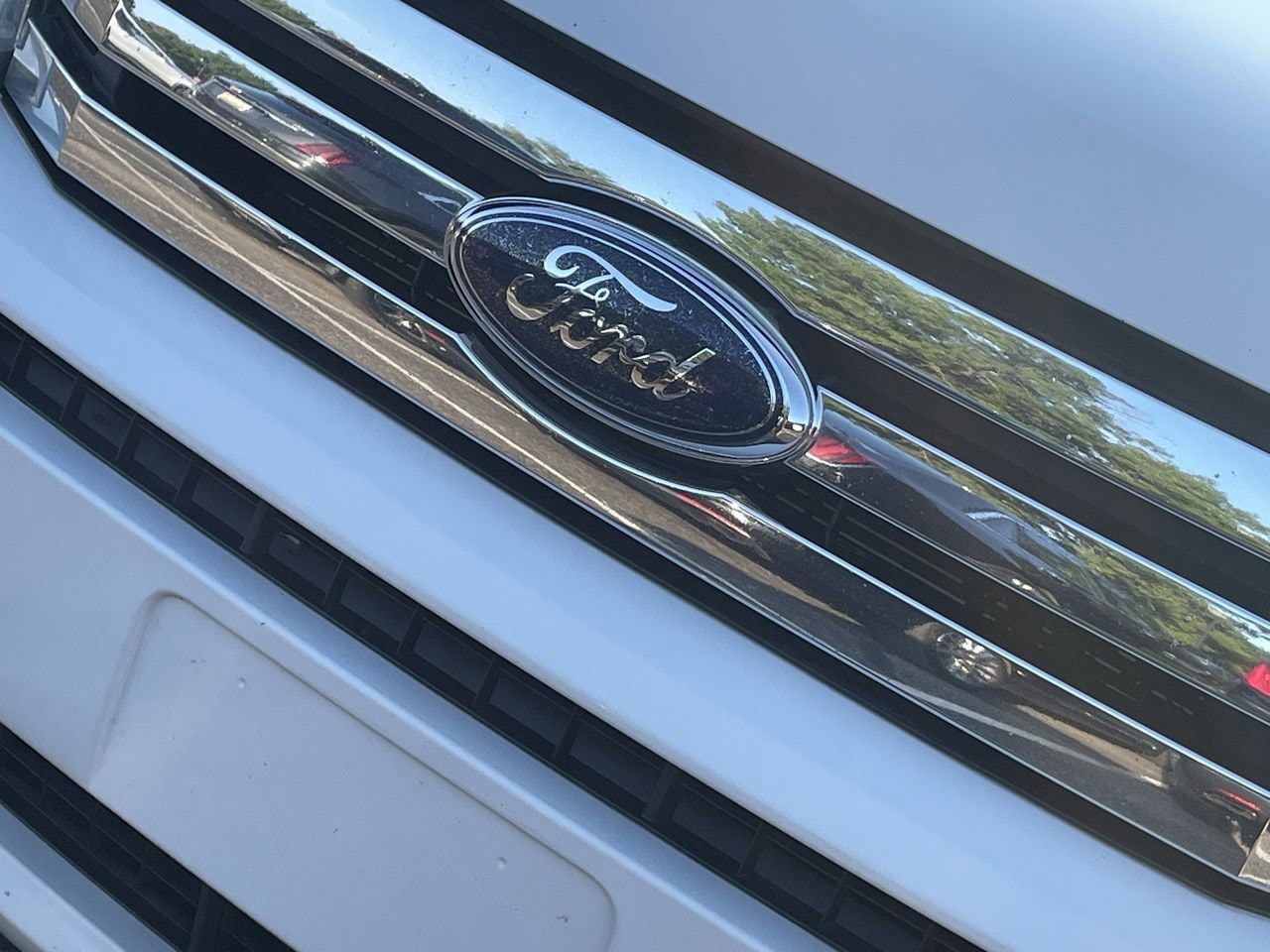 Thumbnail: 2010 Ford Flex - 30