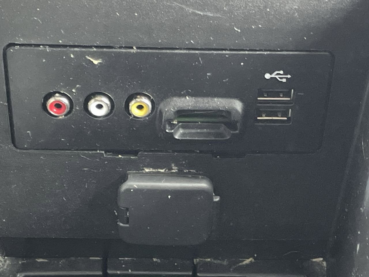 Thumbnail: 2013 Ford Edge - 25