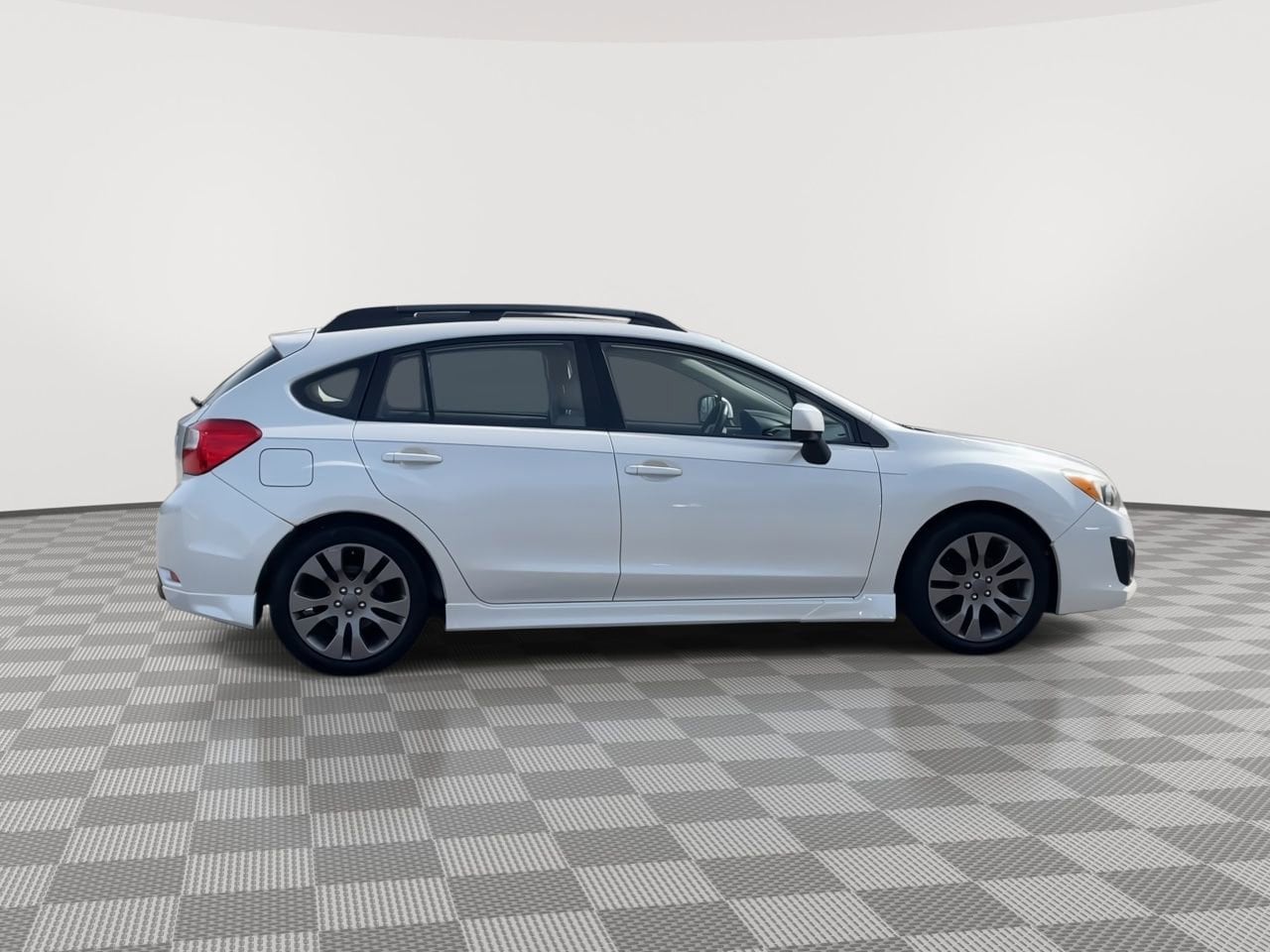 Thumbnail: 2014 Subaru Impreza - 9