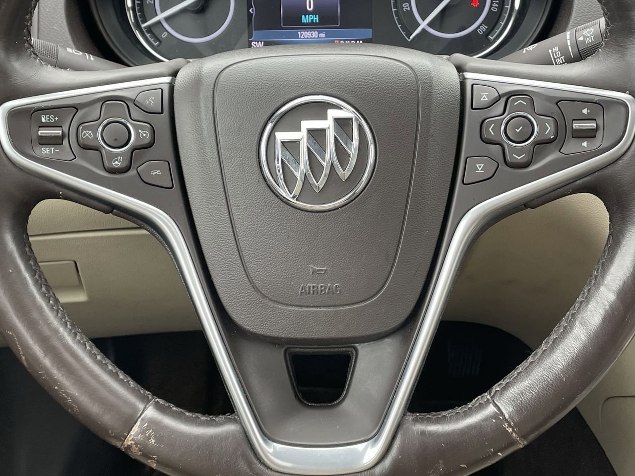 Thumbnail: 2014 Buick Regal - 10