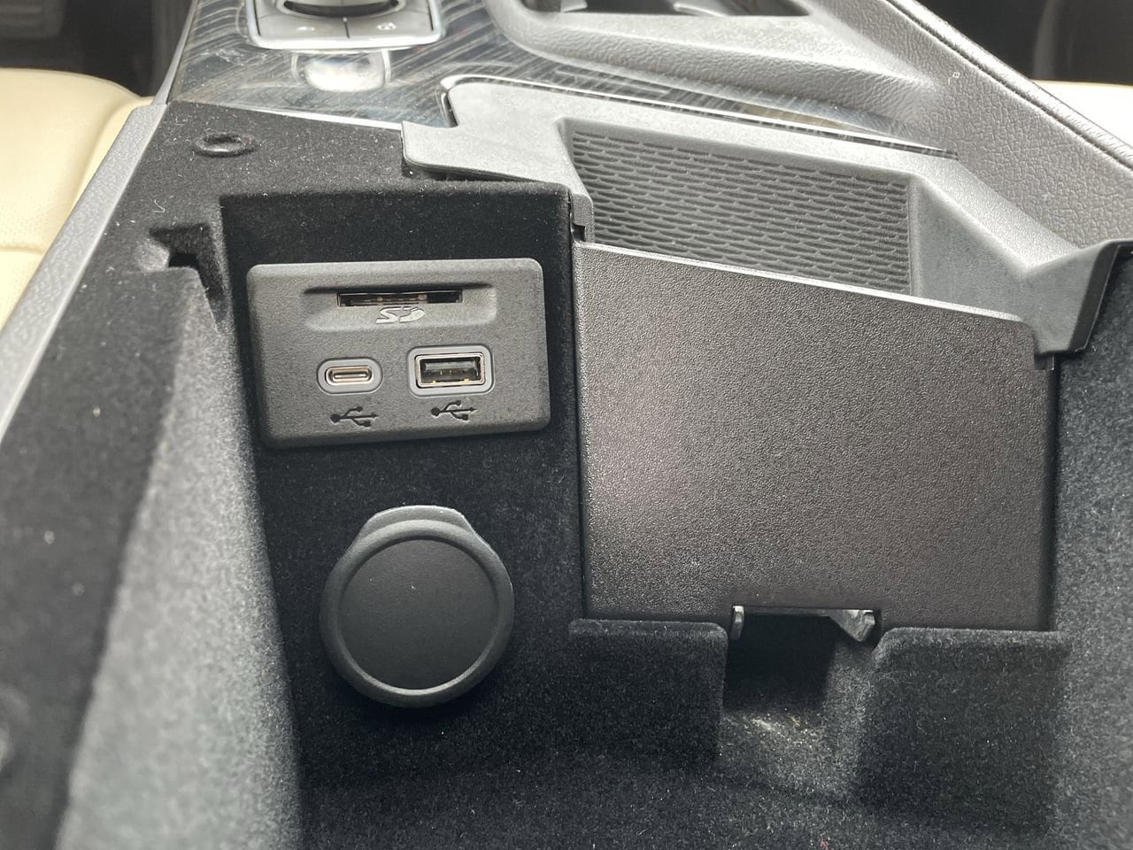 Thumbnail: 2023 Cadillac CT5 - 25