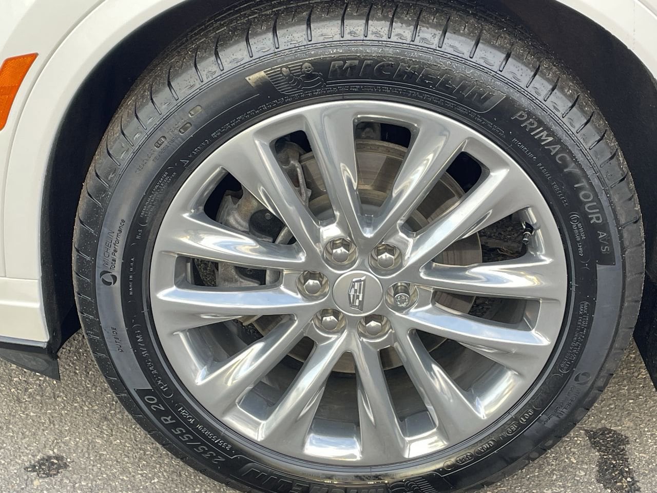 Thumbnail: 2024 Cadillac XT6 - 42