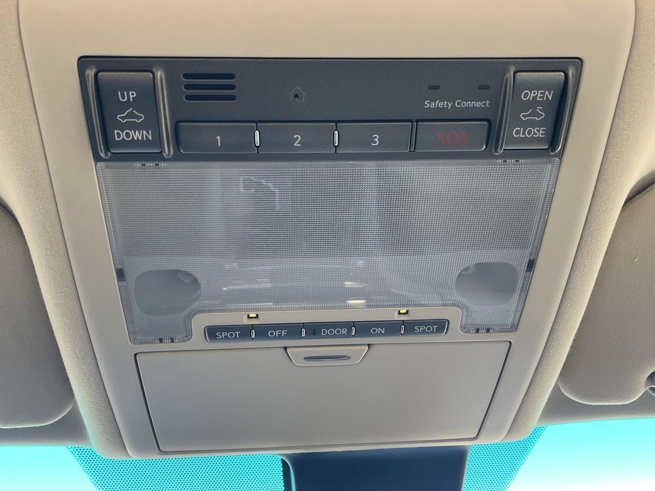 Thumbnail: 2012 Lexus LS - 31