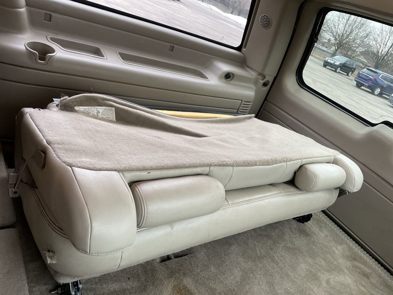 Thumbnail: 2005 Chevrolet Suburban - 18