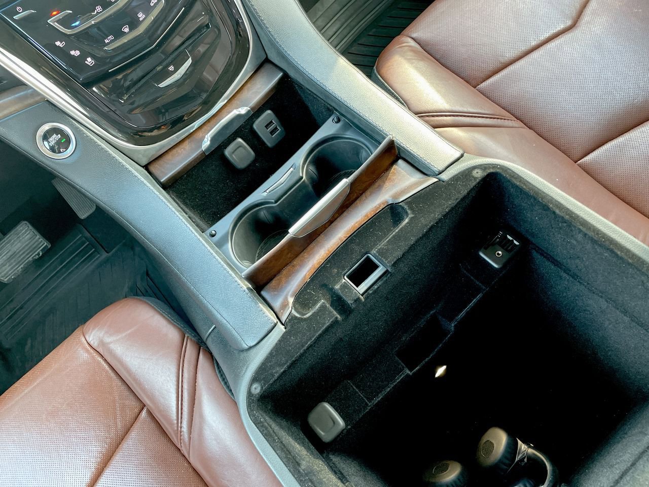 Thumbnail: 2015 Cadillac Escalade - 29