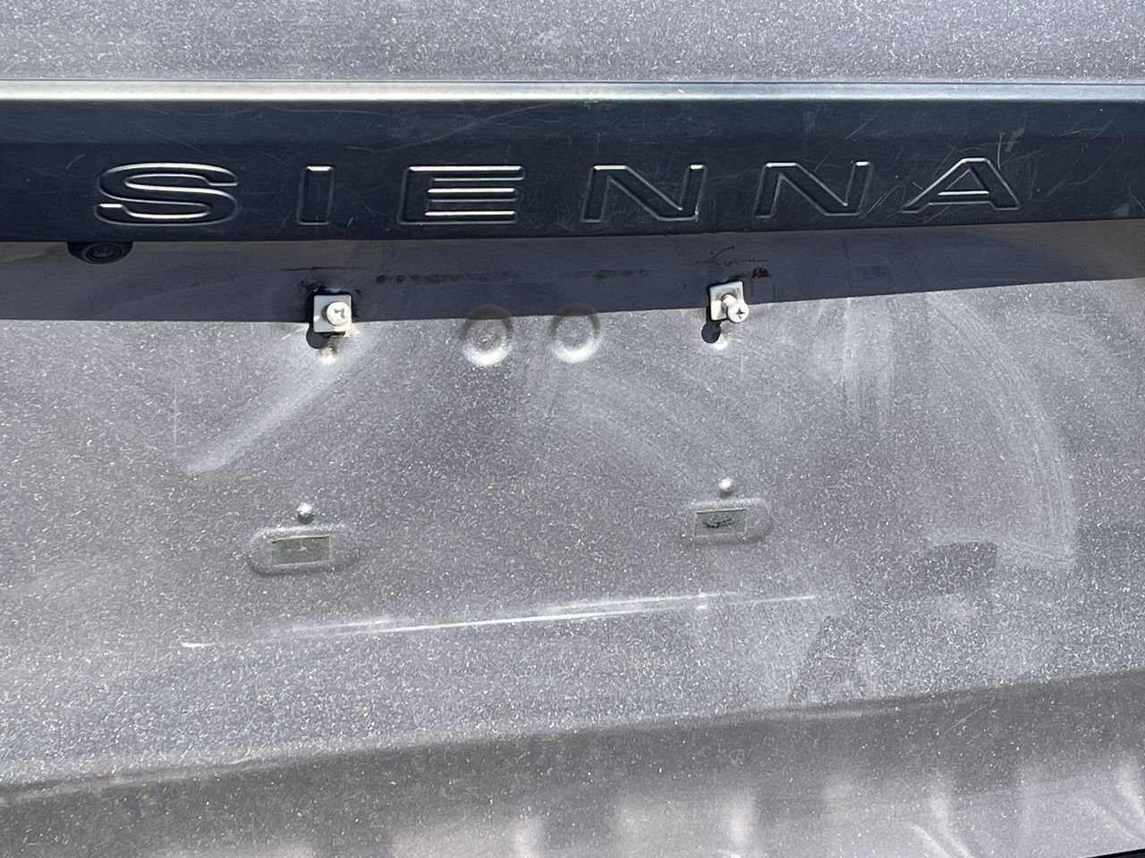 Thumbnail: 2017 Toyota Sienna - 35