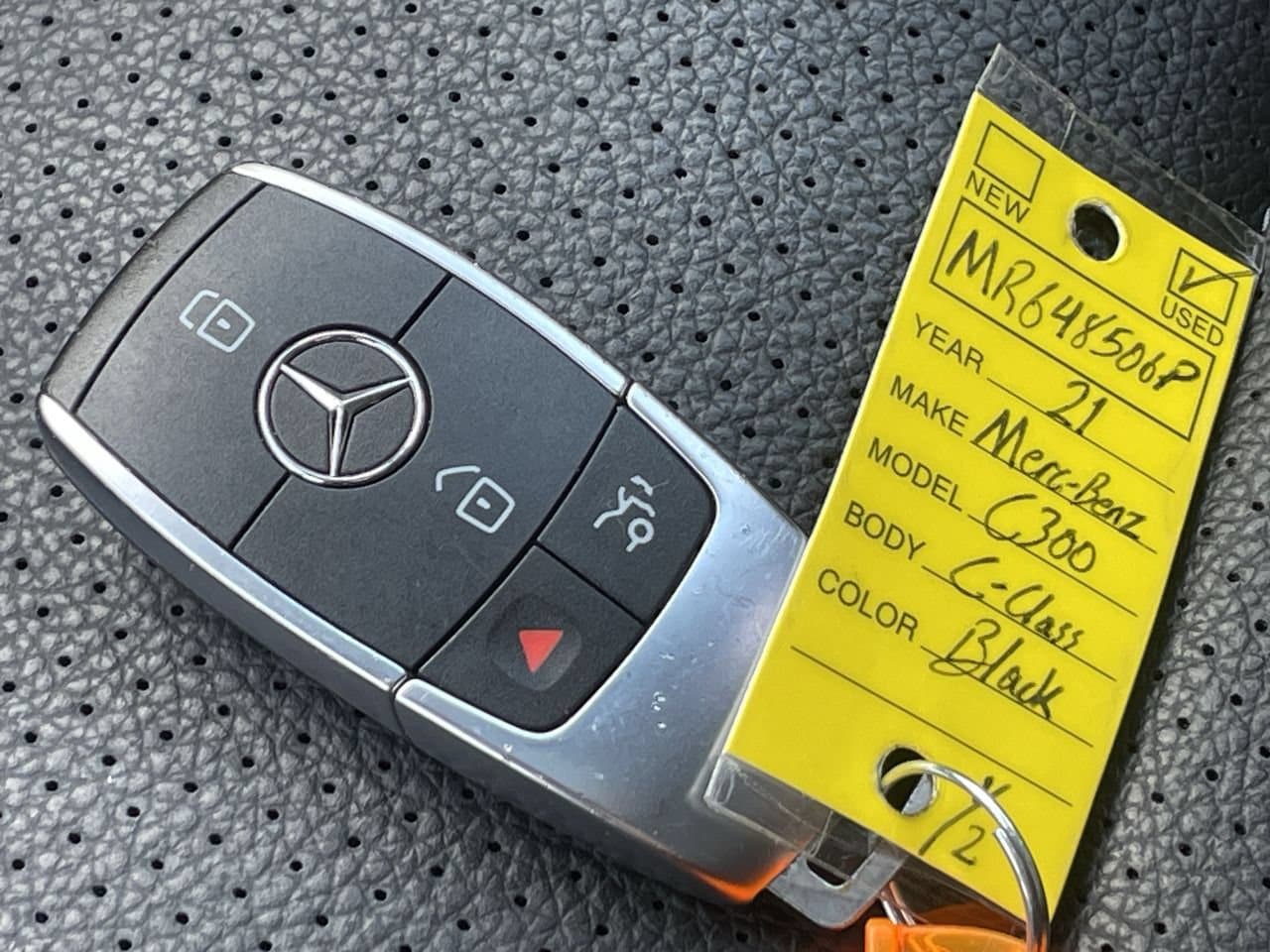Thumbnail: 2021 Mercedes-Benz C-Class - 30