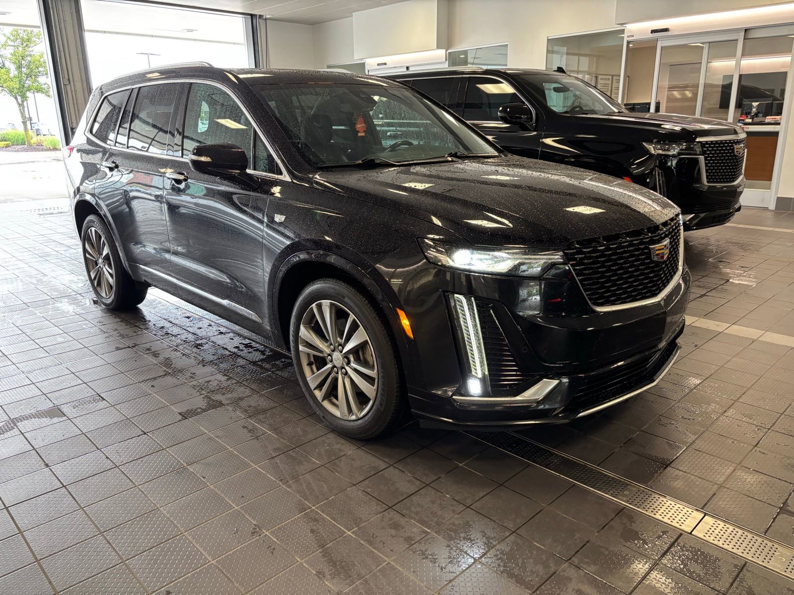 Thumbnail: 2020 Cadillac XT6 - 4