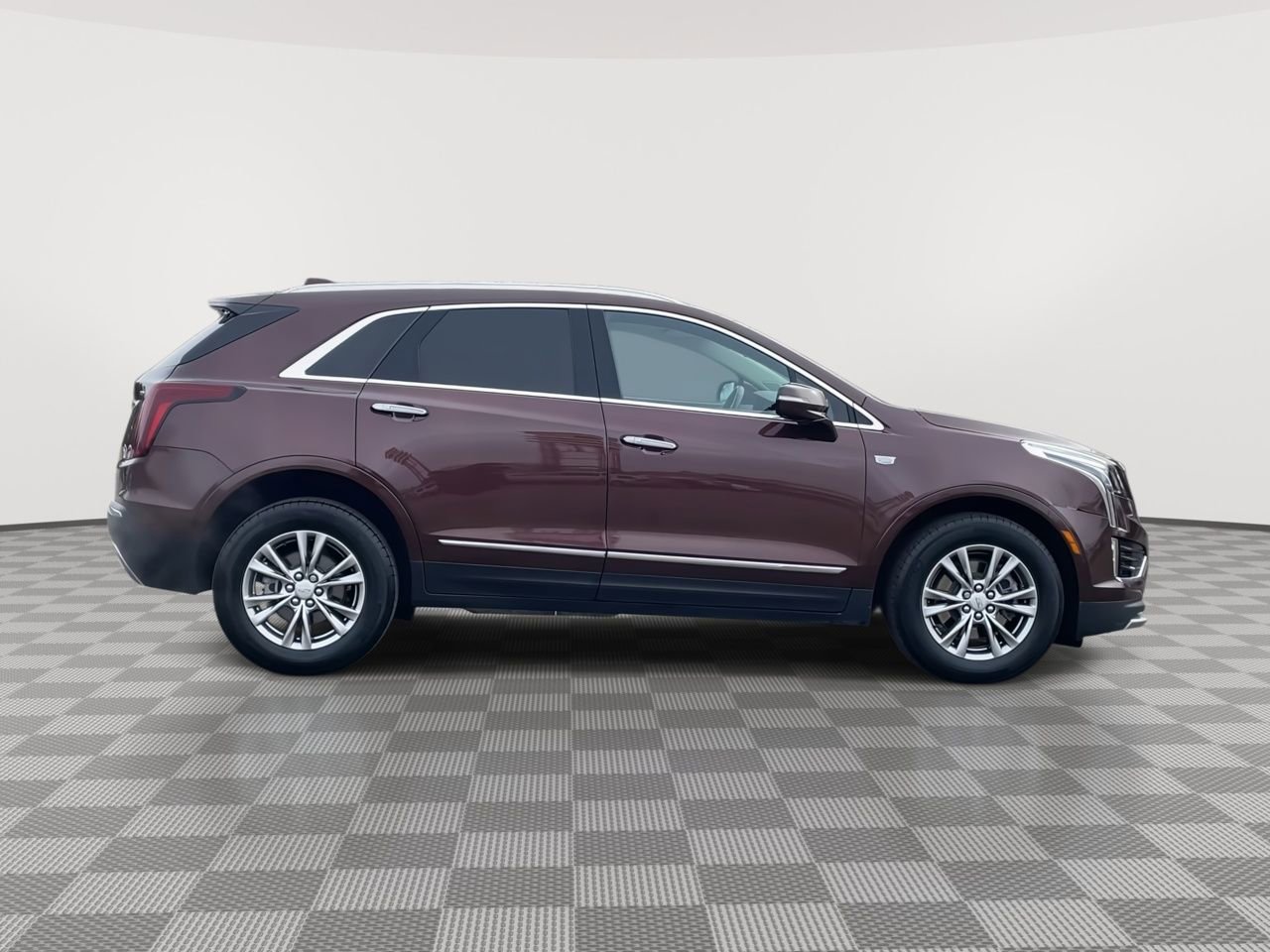 Thumbnail: 2023 Cadillac XT5 - 9