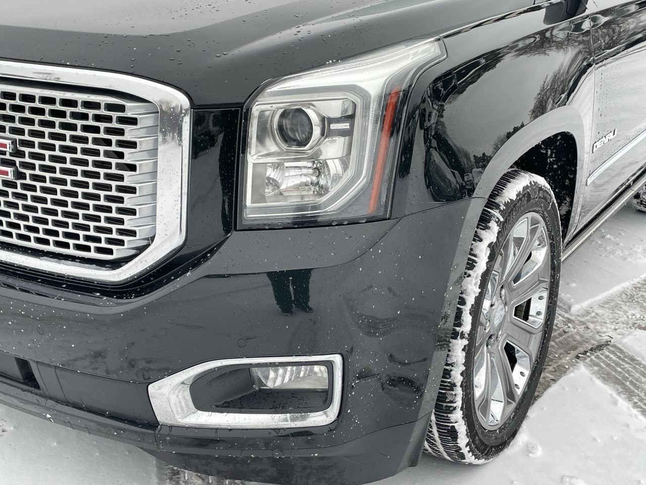 Thumbnail: 2016 GMC Yukon - 42