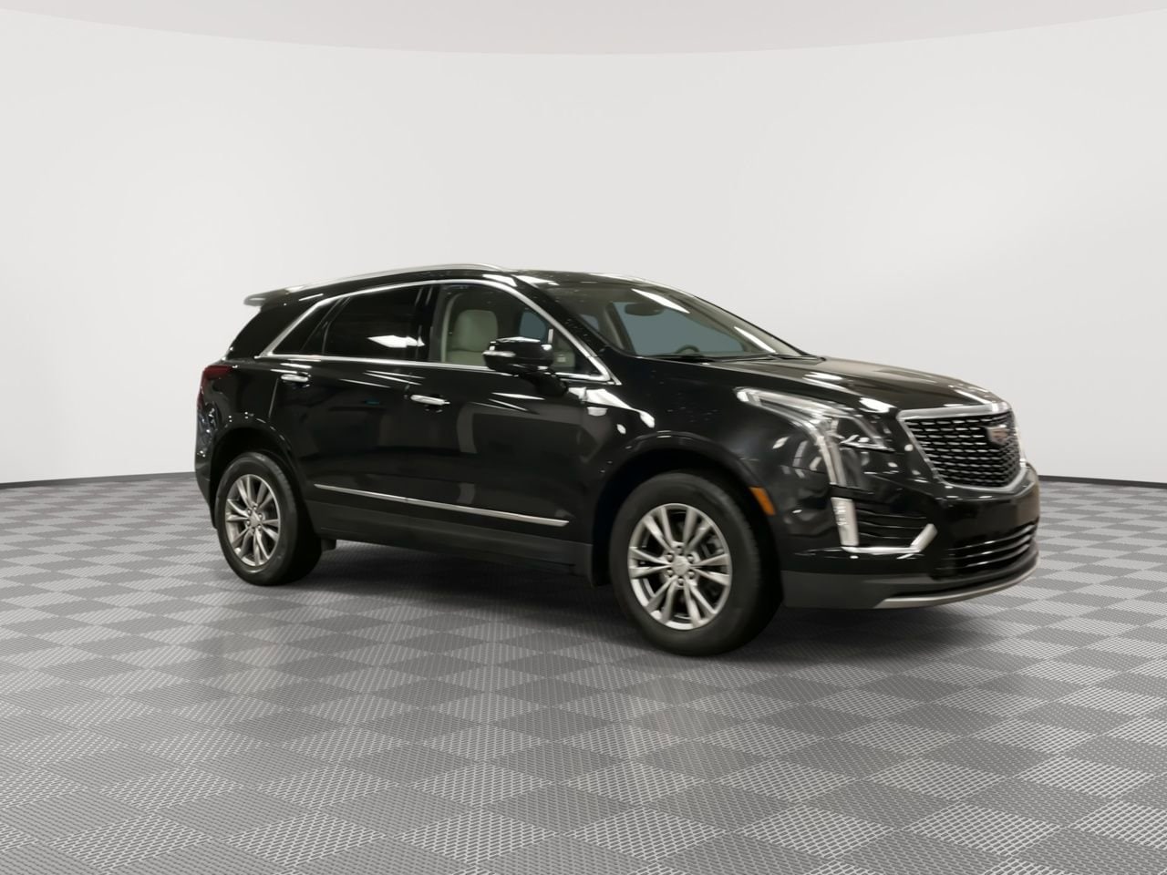 Thumbnail: 2023 Cadillac XT5 - 2