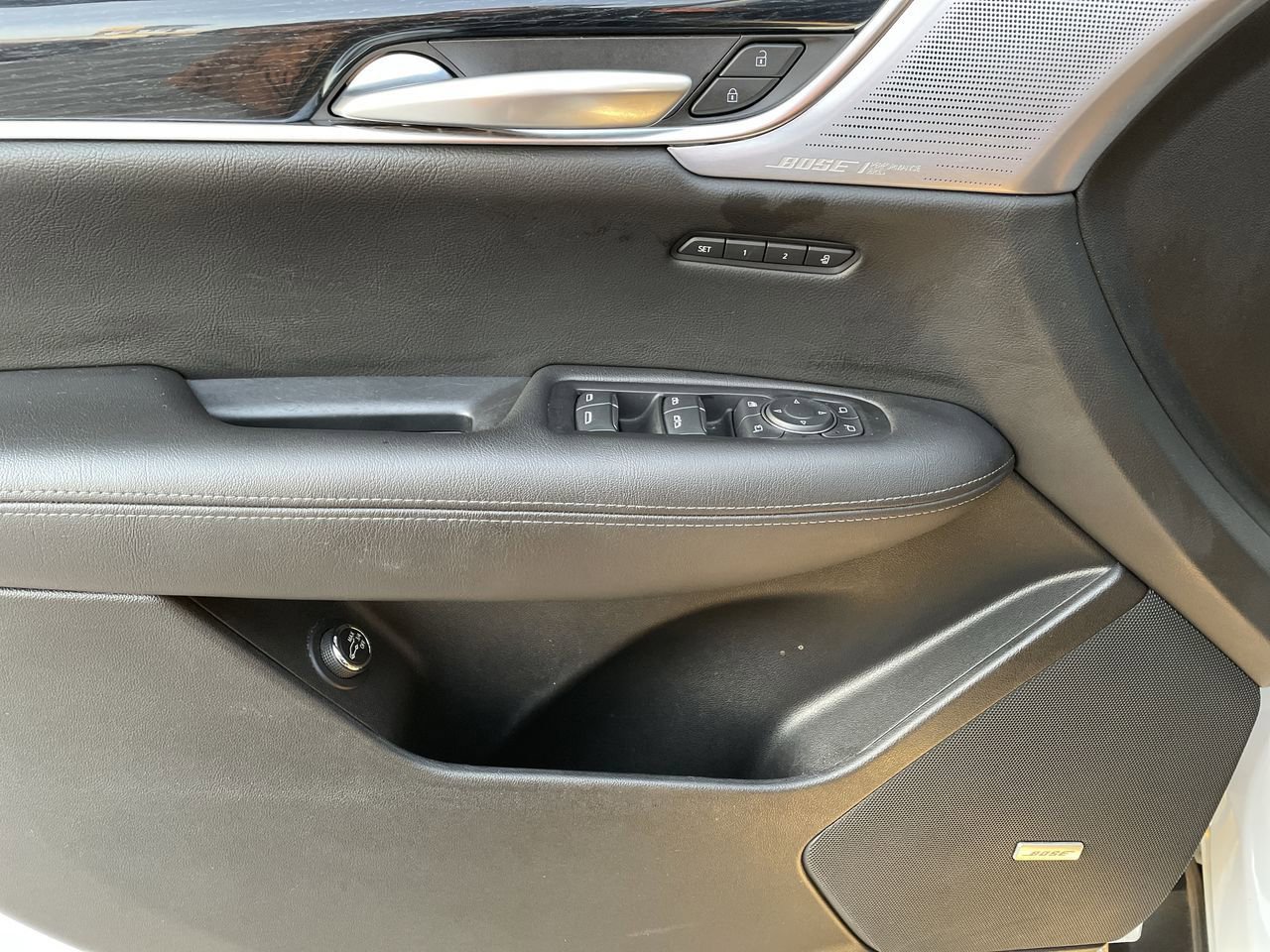 Thumbnail: 2024 Cadillac XT5 - 34