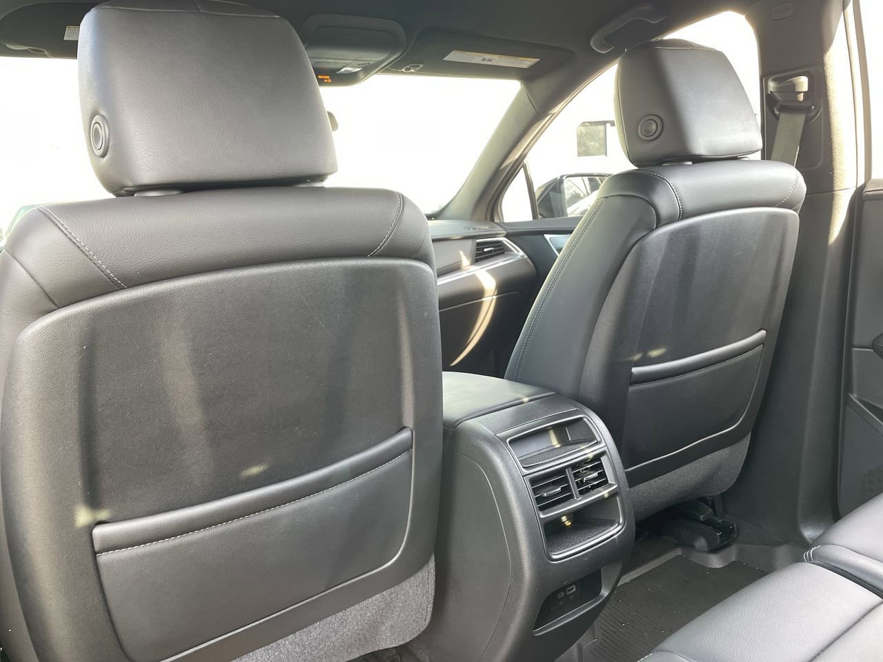 Thumbnail: 2024 Cadillac XT5 - 20