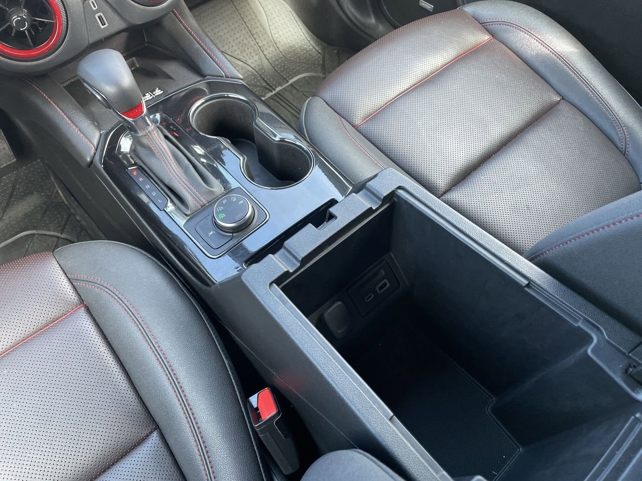 Thumbnail: 2023 Chevrolet Blazer - 25