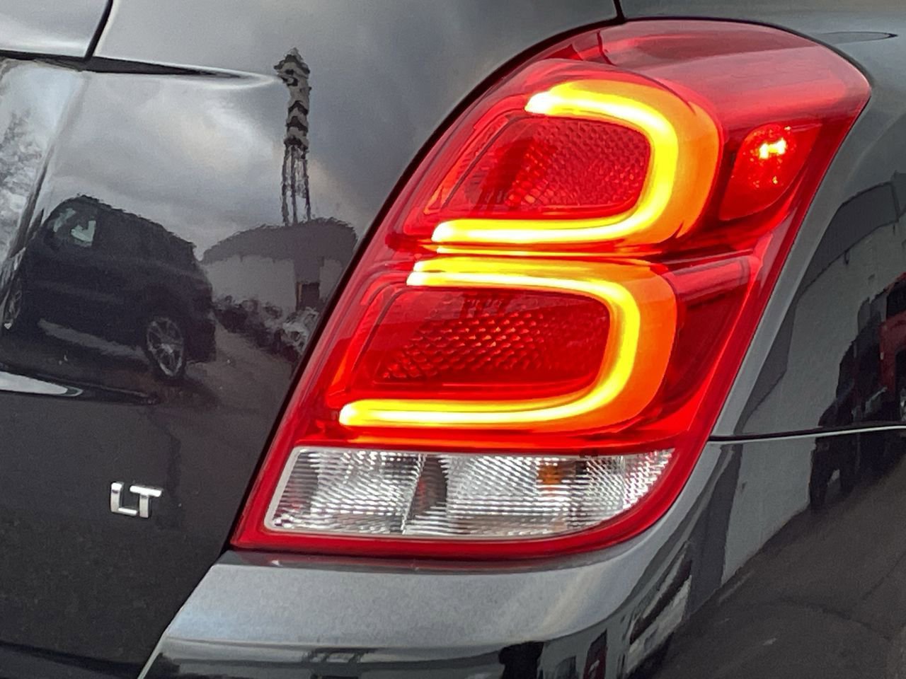 Thumbnail: 2019 Chevrolet Trax - 35