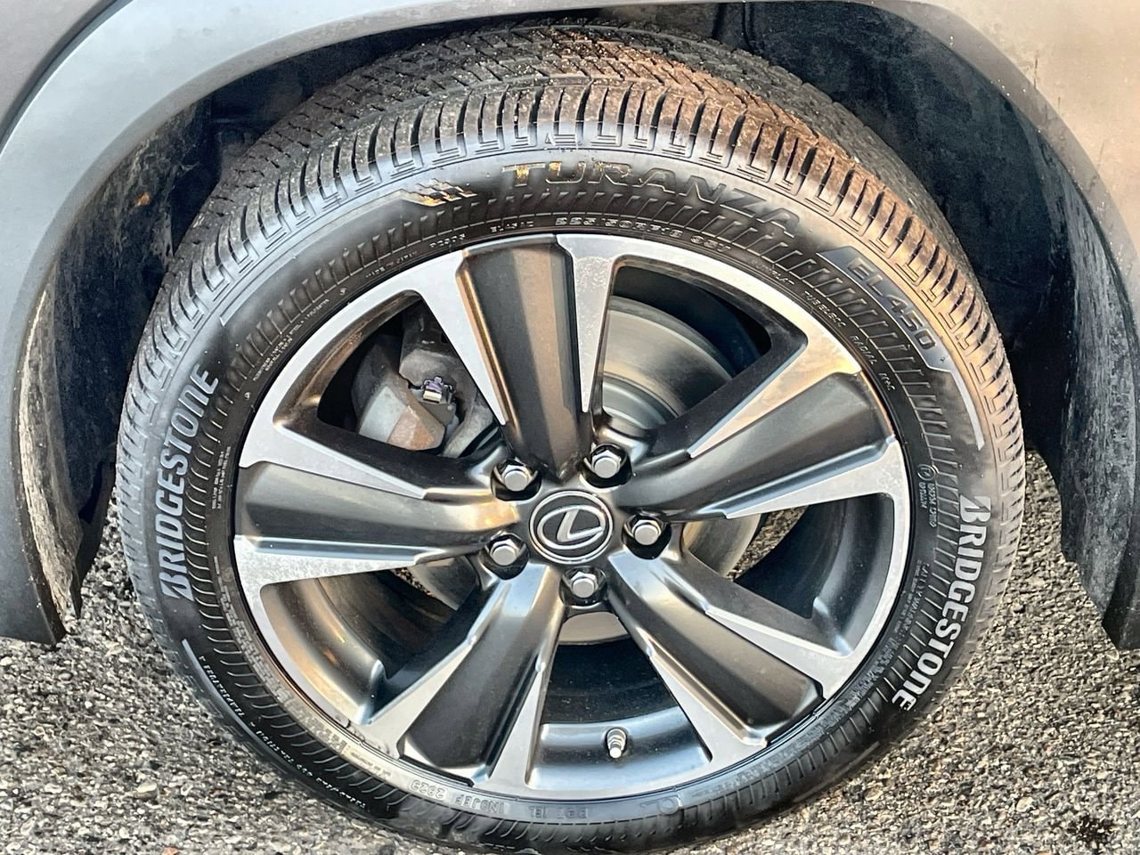 Thumbnail: 2020 Lexus UX - 38