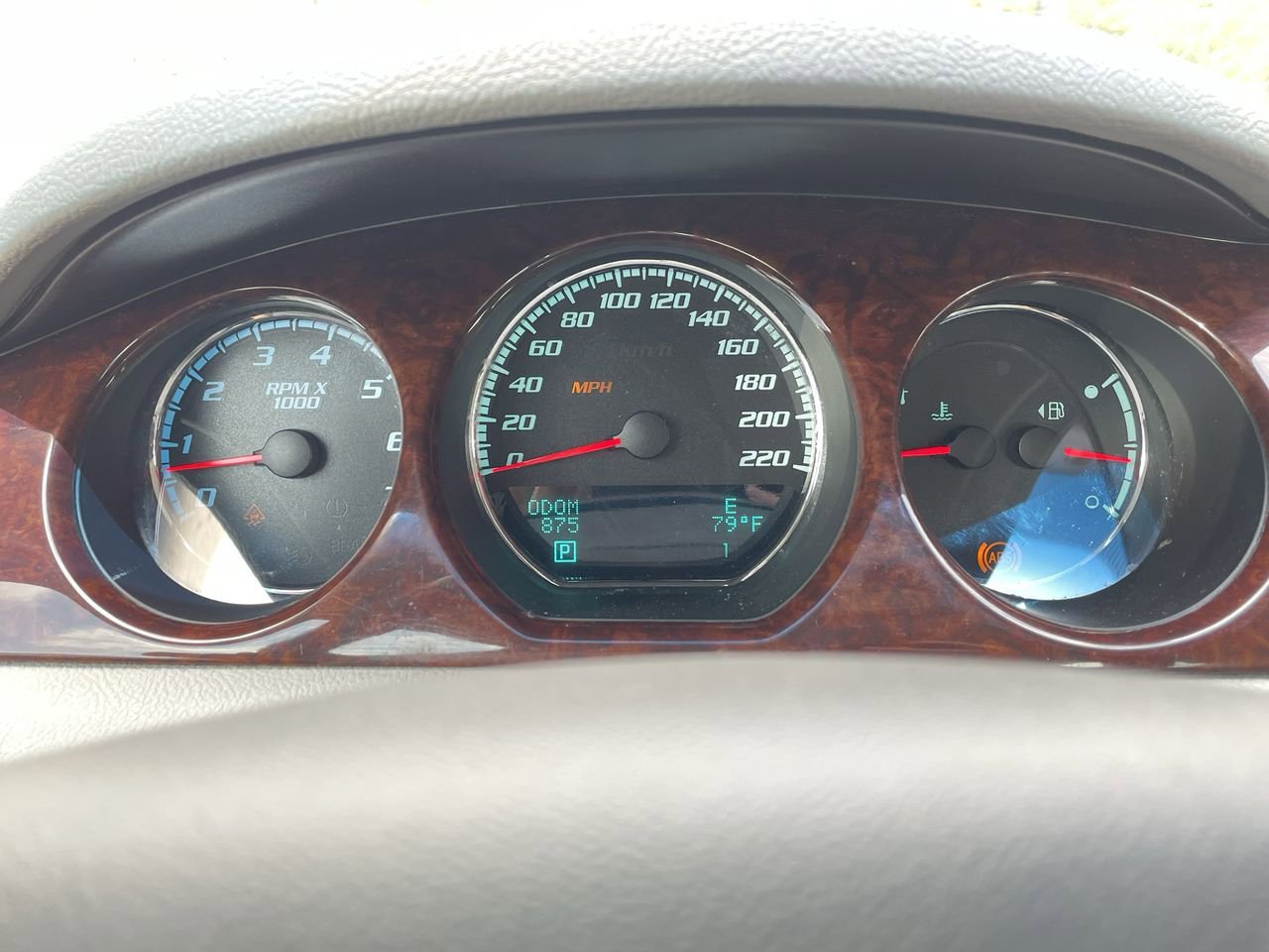 Thumbnail: 2011 Buick Lucerne - 23
