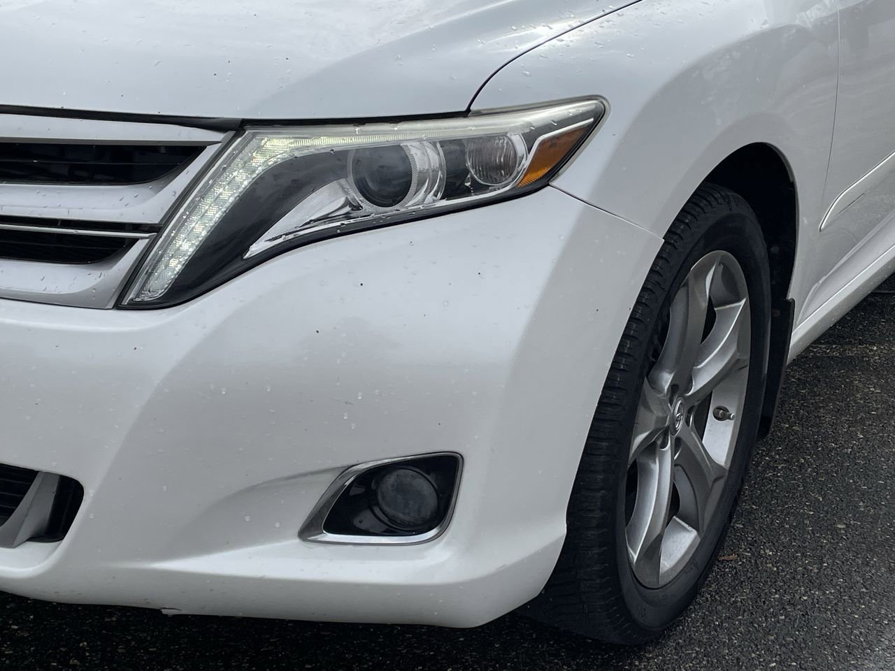 Thumbnail: 2013 Toyota Venza - 36