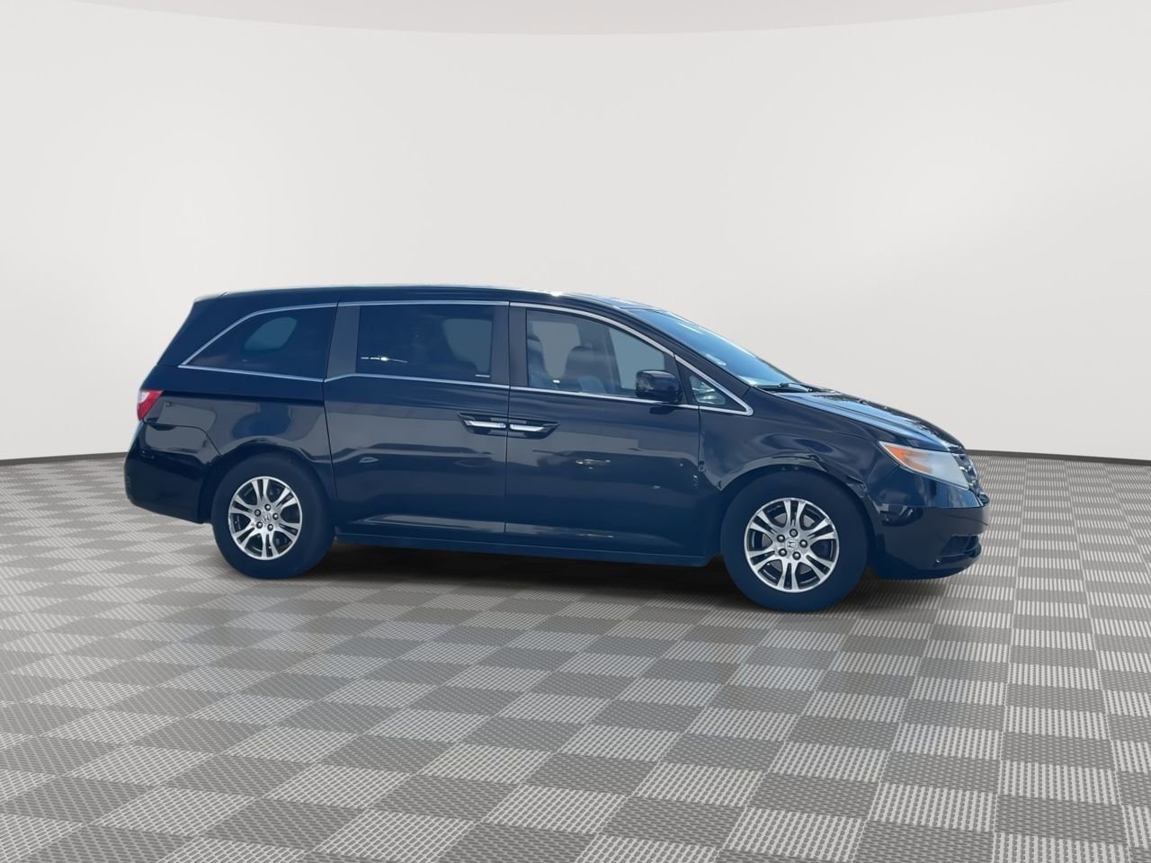 Thumbnail: 2013 Honda Odyssey - 9