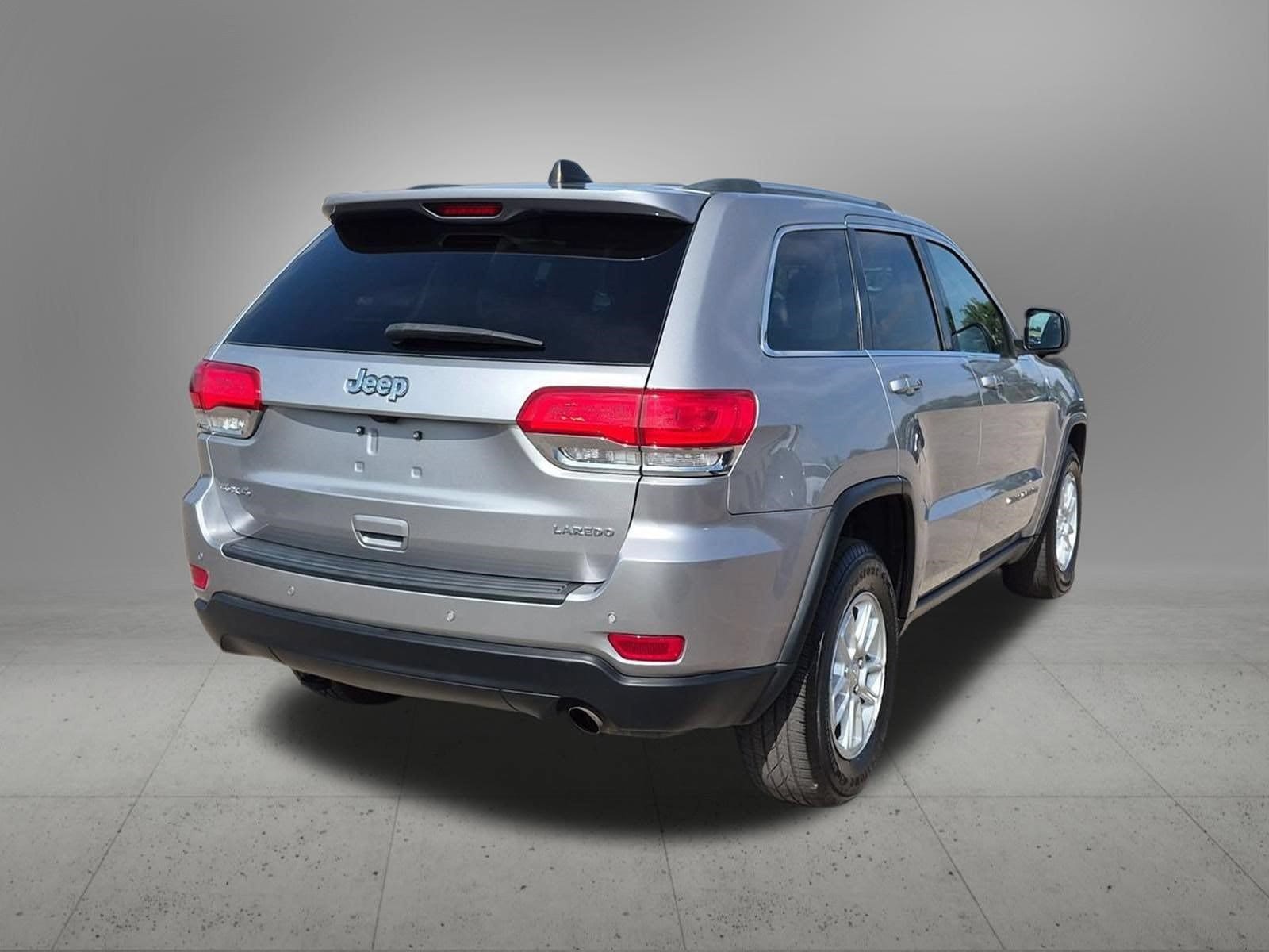 2019 Jeep Grand Cherokee Laredo E - Photo 6