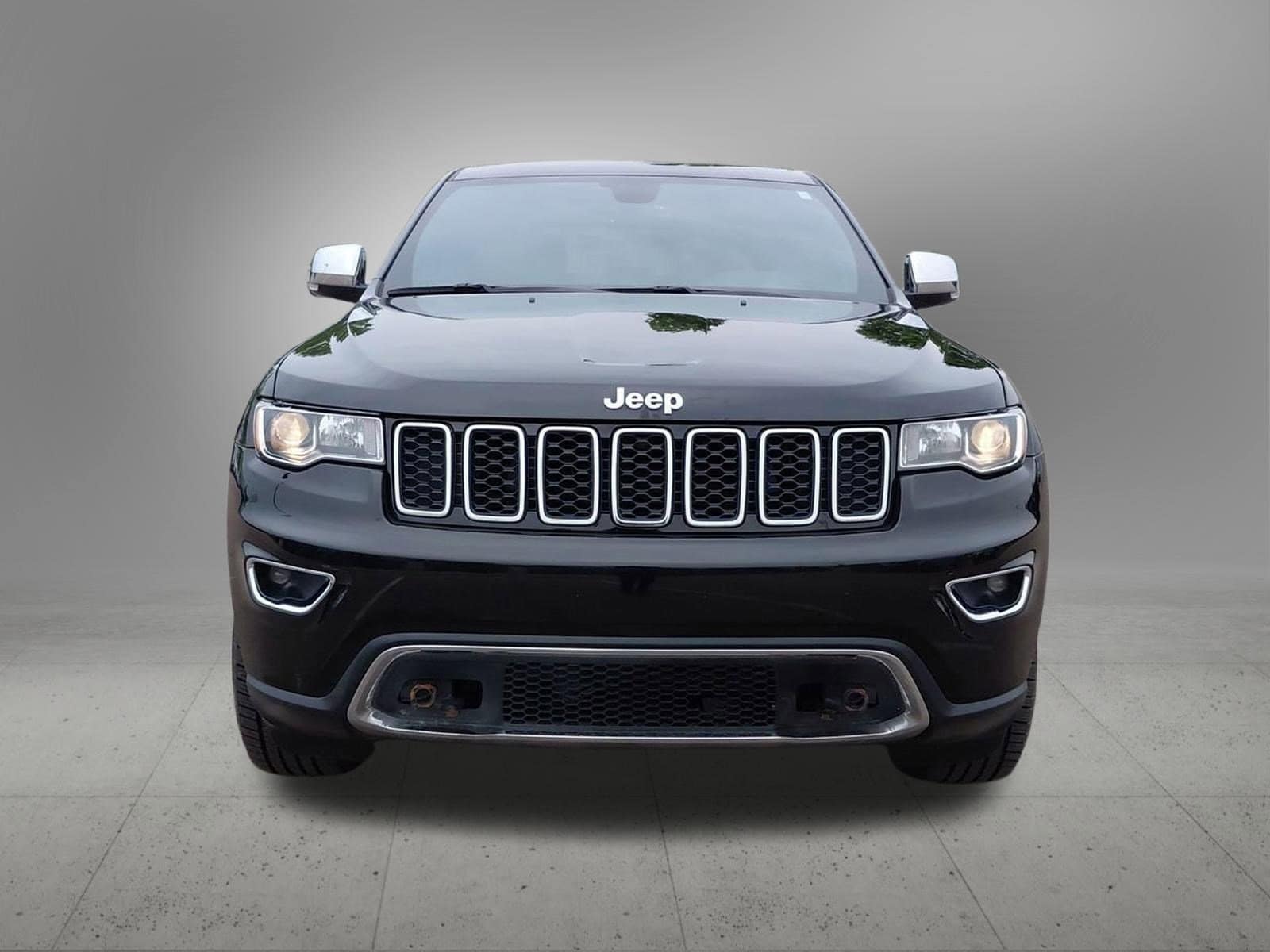 Thumbnail: 2017 Jeep Grand Cherokee - 9
