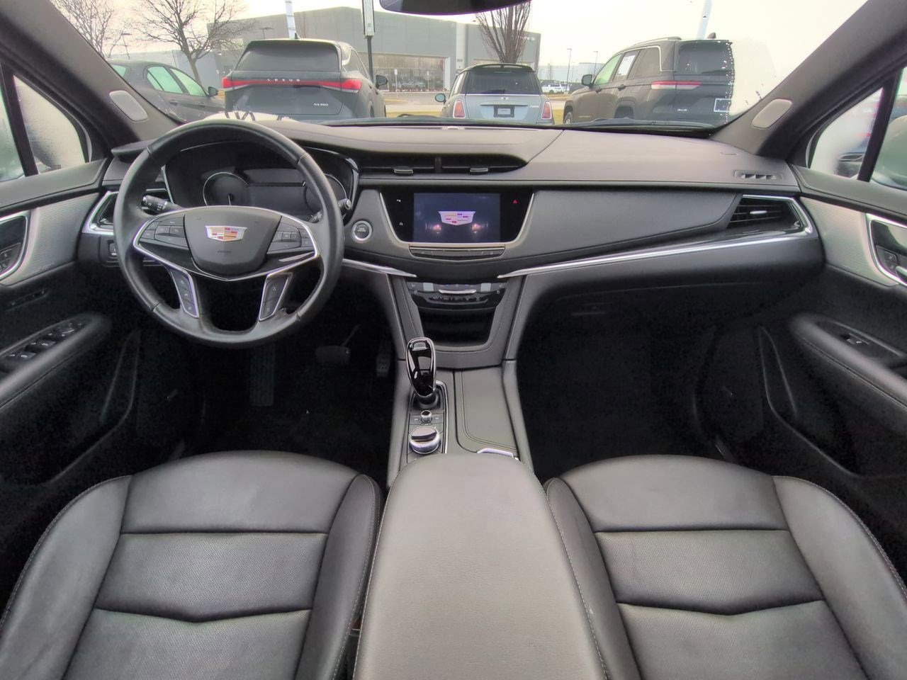 Thumbnail: 2023 Cadillac XT5 - 15