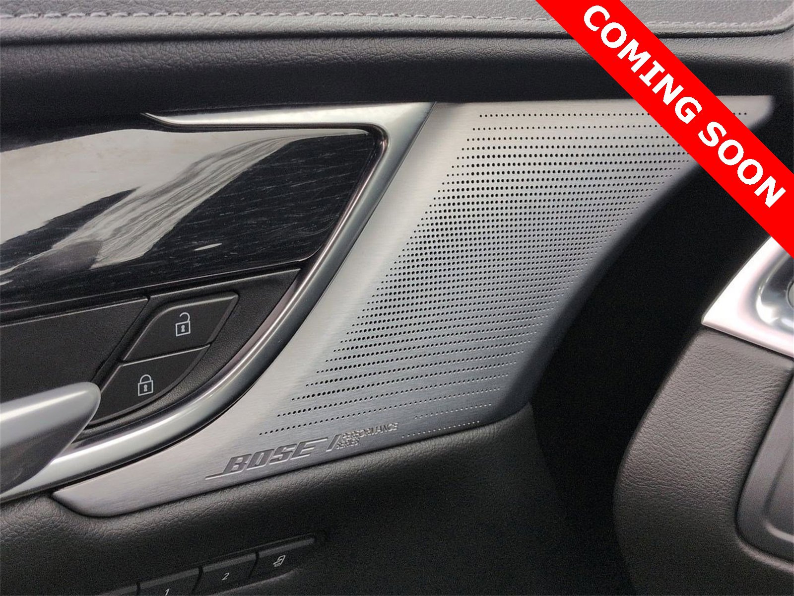 Thumbnail: 2025 Cadillac XT5 - 32