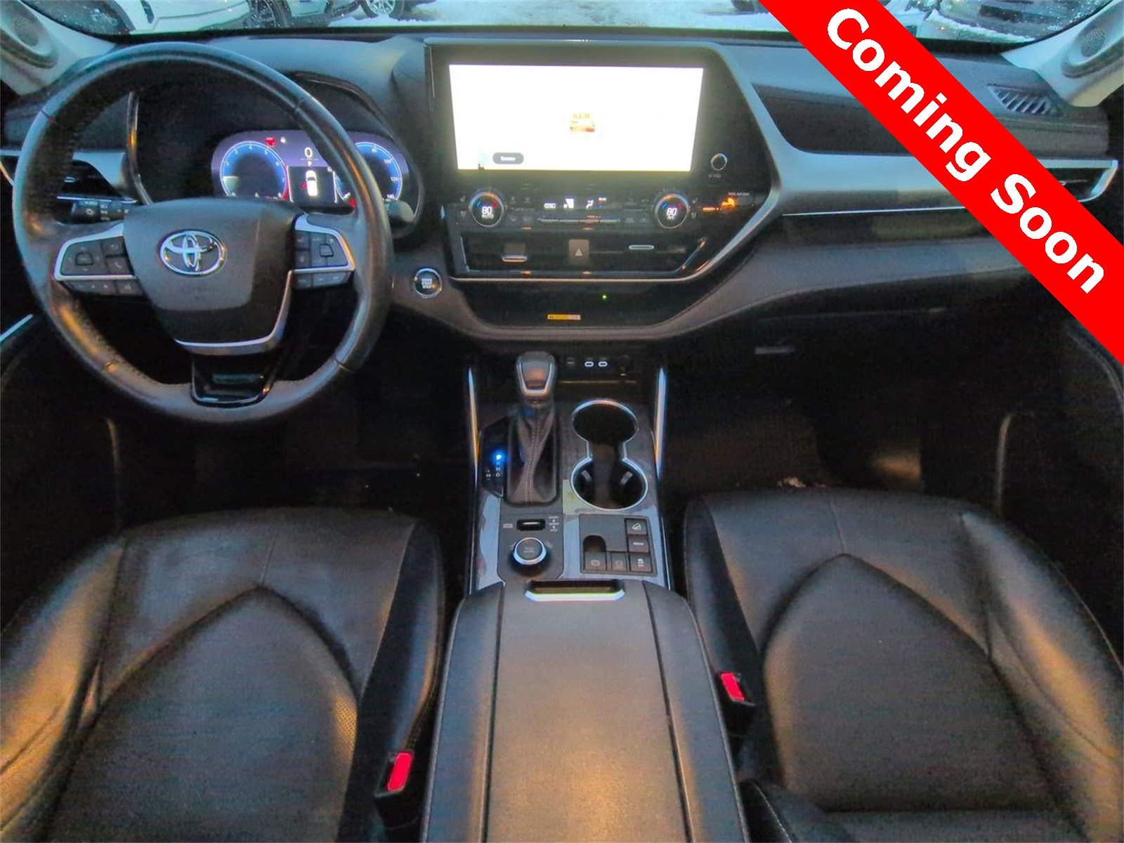 Thumbnail: 2023 Toyota Highlander - 14