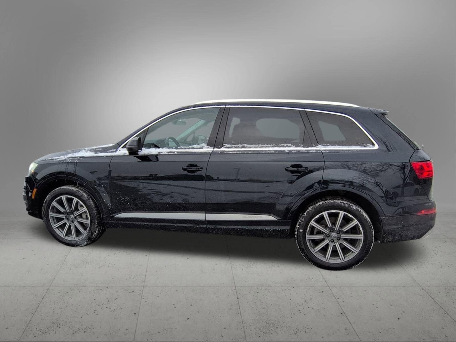 Thumbnail: 2017 Audi Q7 - 3
