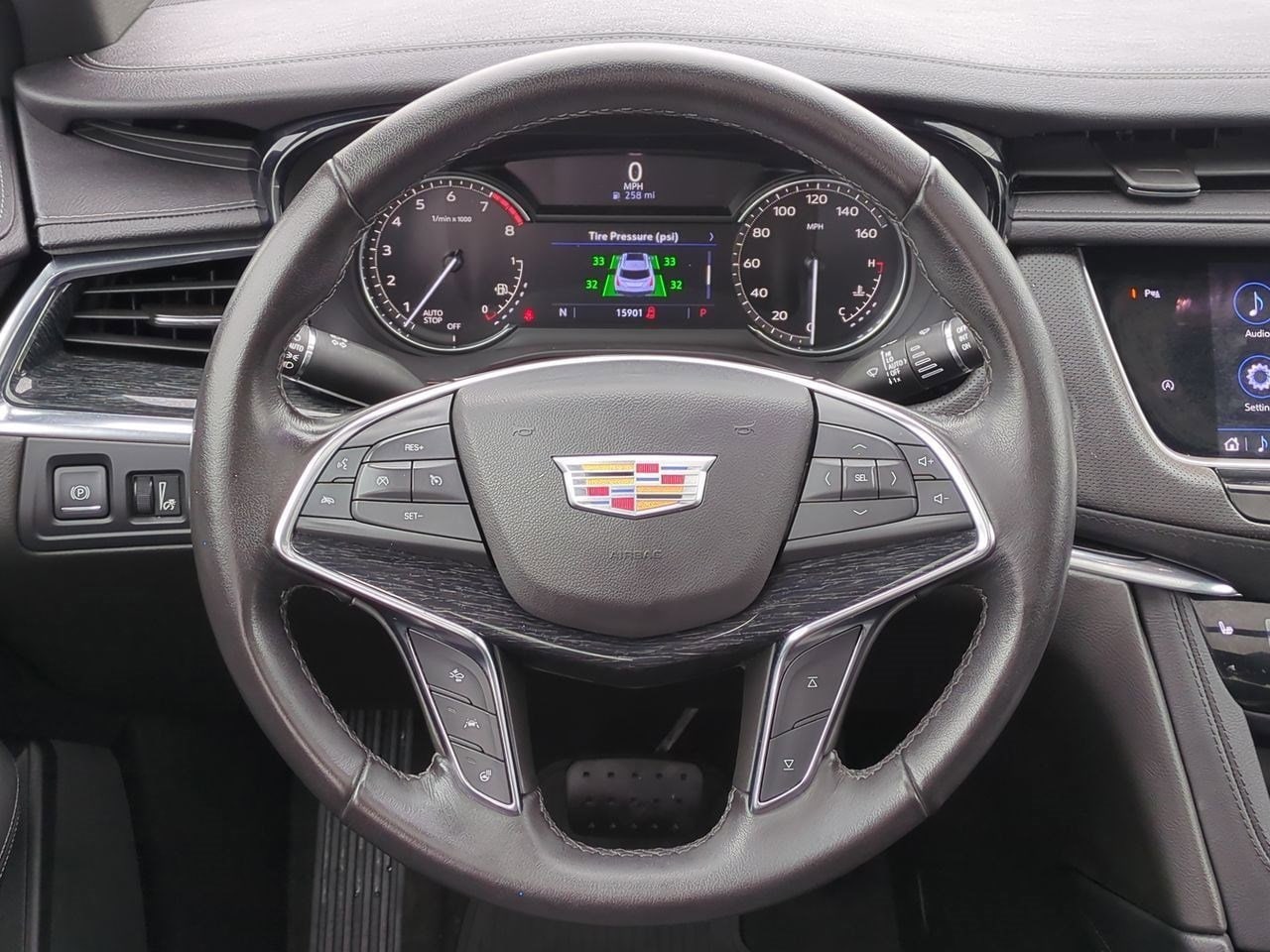 Thumbnail: 2021 Cadillac XT5 - 23