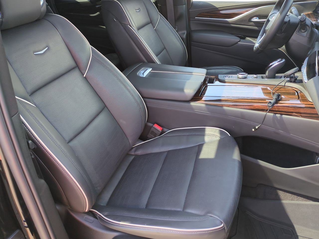 Thumbnail: 2024 Cadillac Escalade - 22