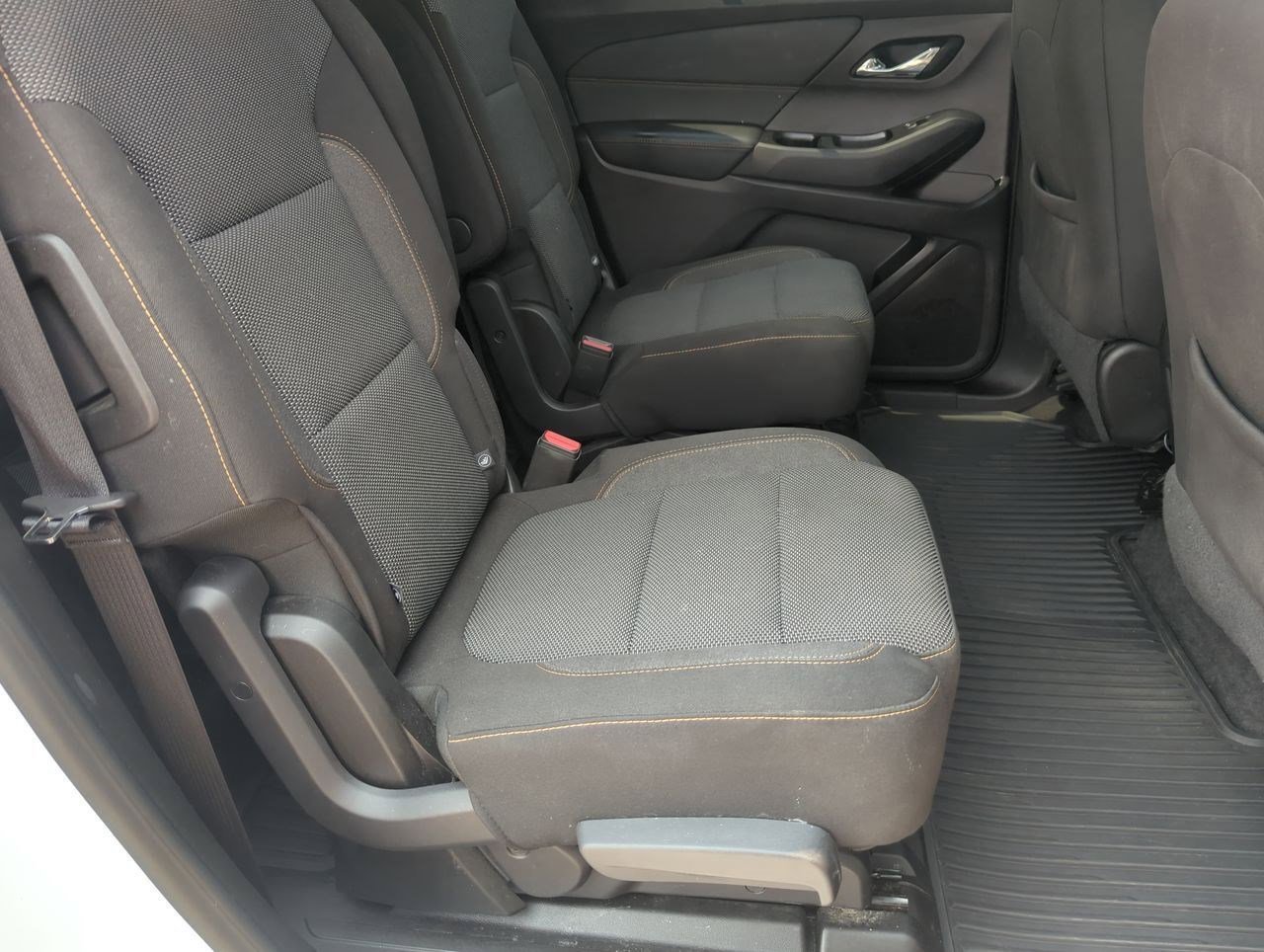 2018 Chevrolet Traverse LT 19