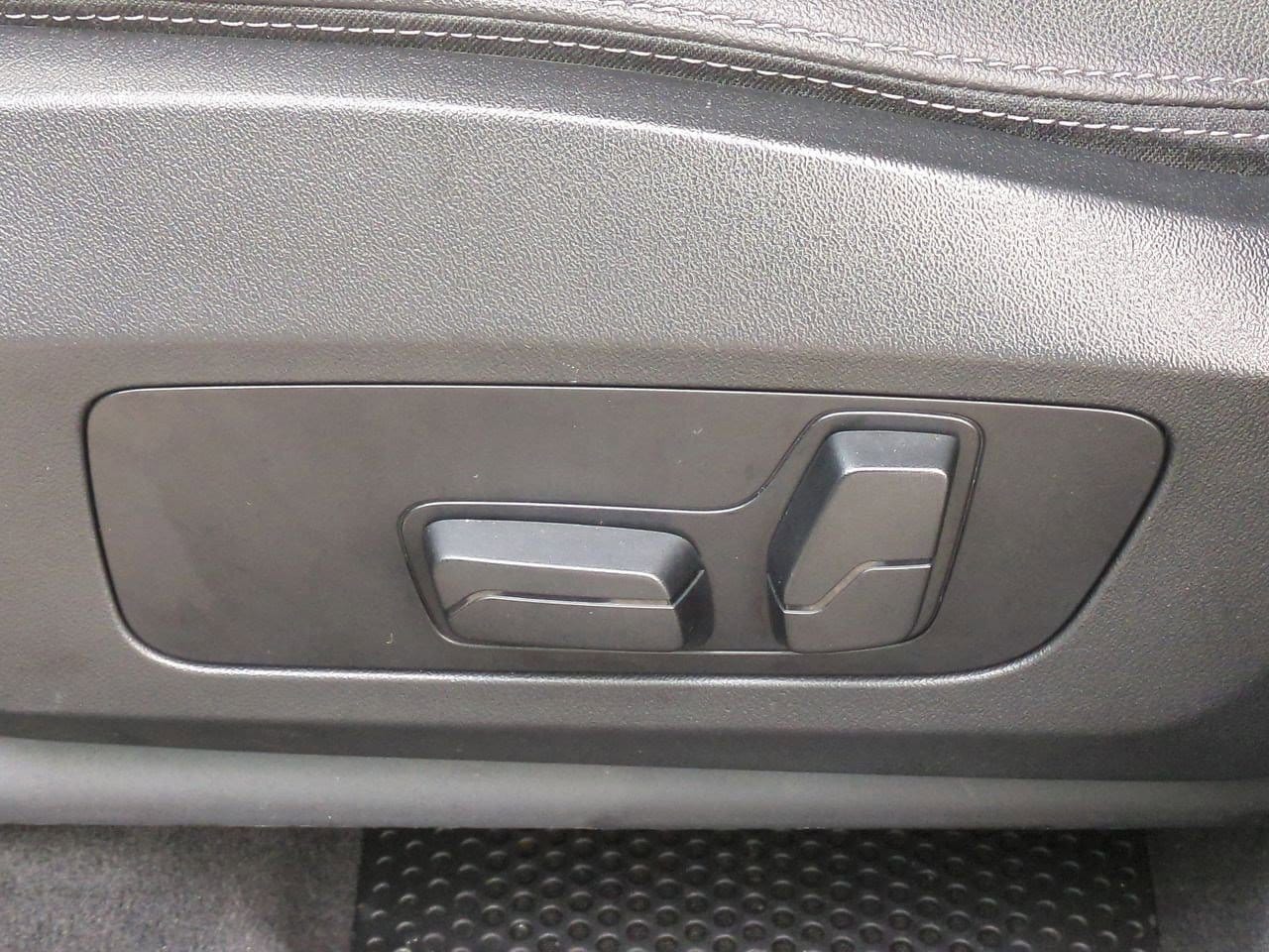 Thumbnail: 2023 BMW X1 - 15