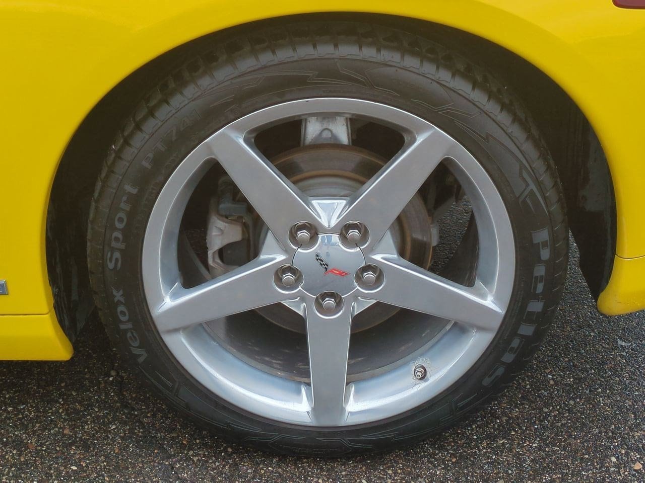 Thumbnail: 2006 Chevrolet Corvette - 12