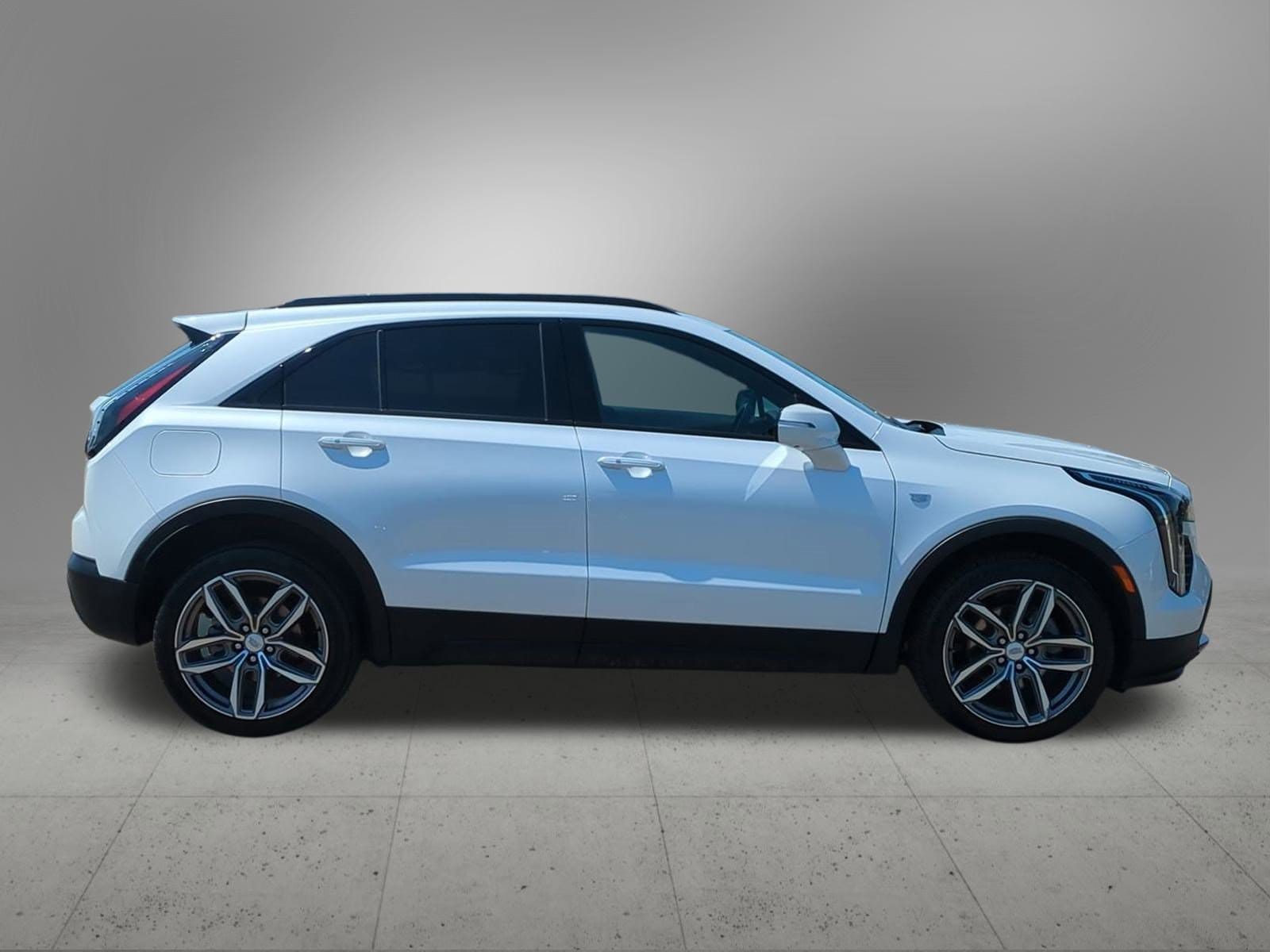 Thumbnail: 2022 Cadillac XT4 - 7