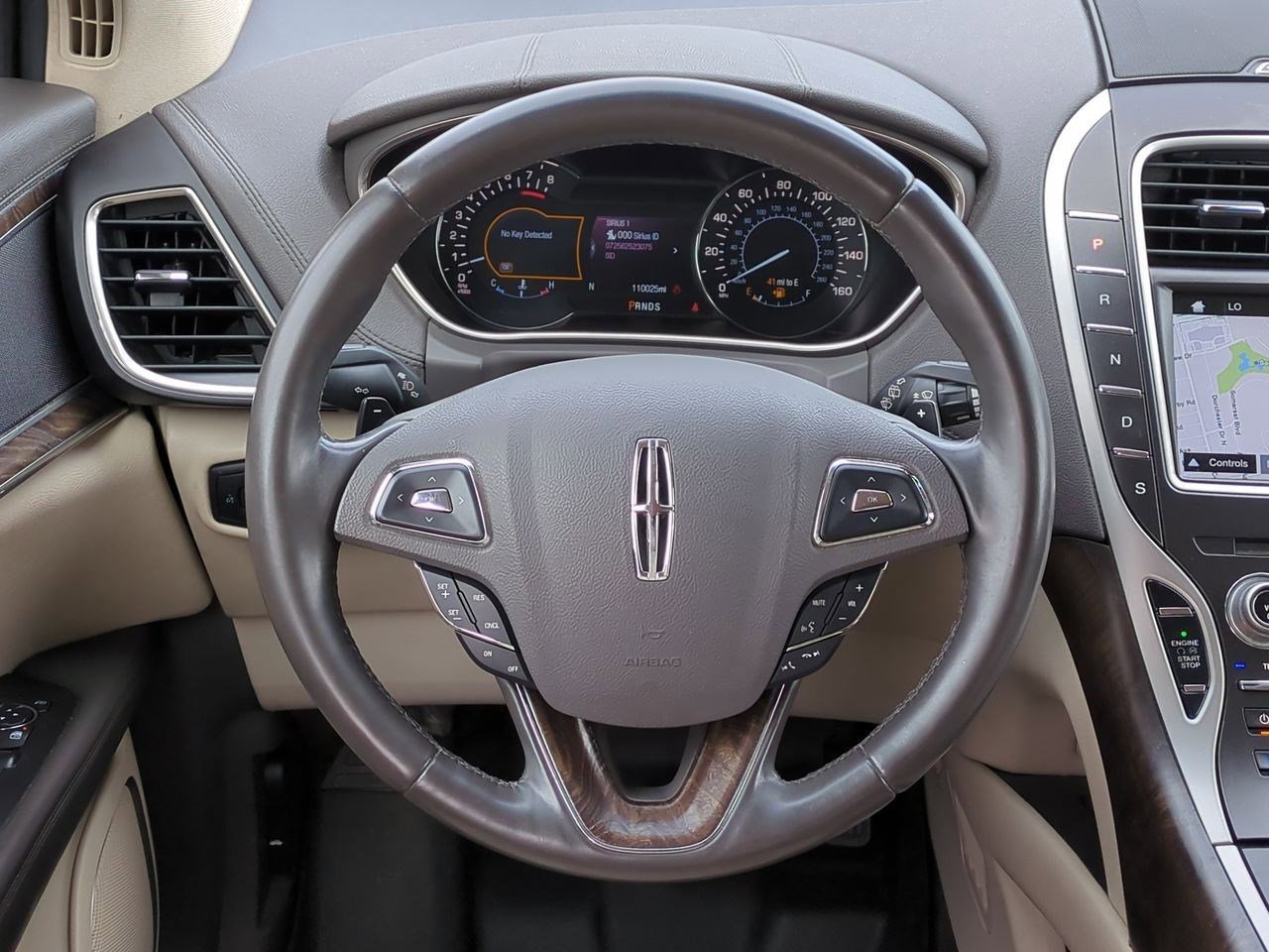 Thumbnail: 2016 Lincoln MKX - 22