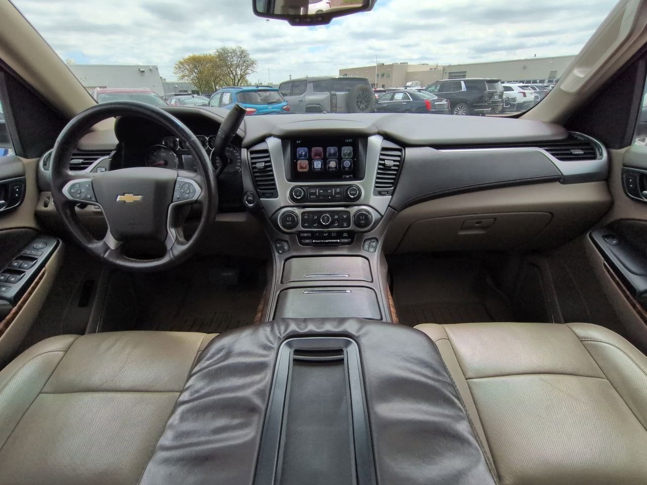 Thumbnail: 2015 Chevrolet Suburban - 15