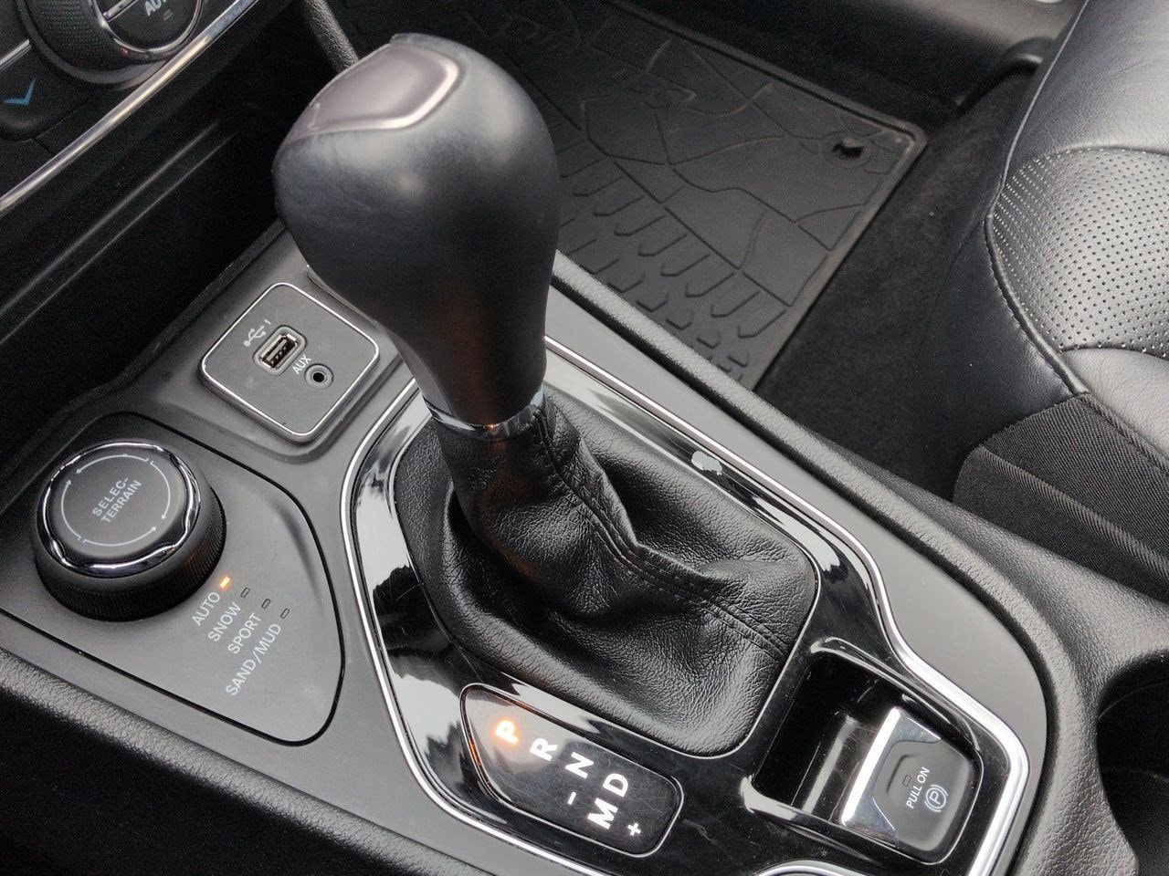 Thumbnail: 2020 Jeep Cherokee - 30