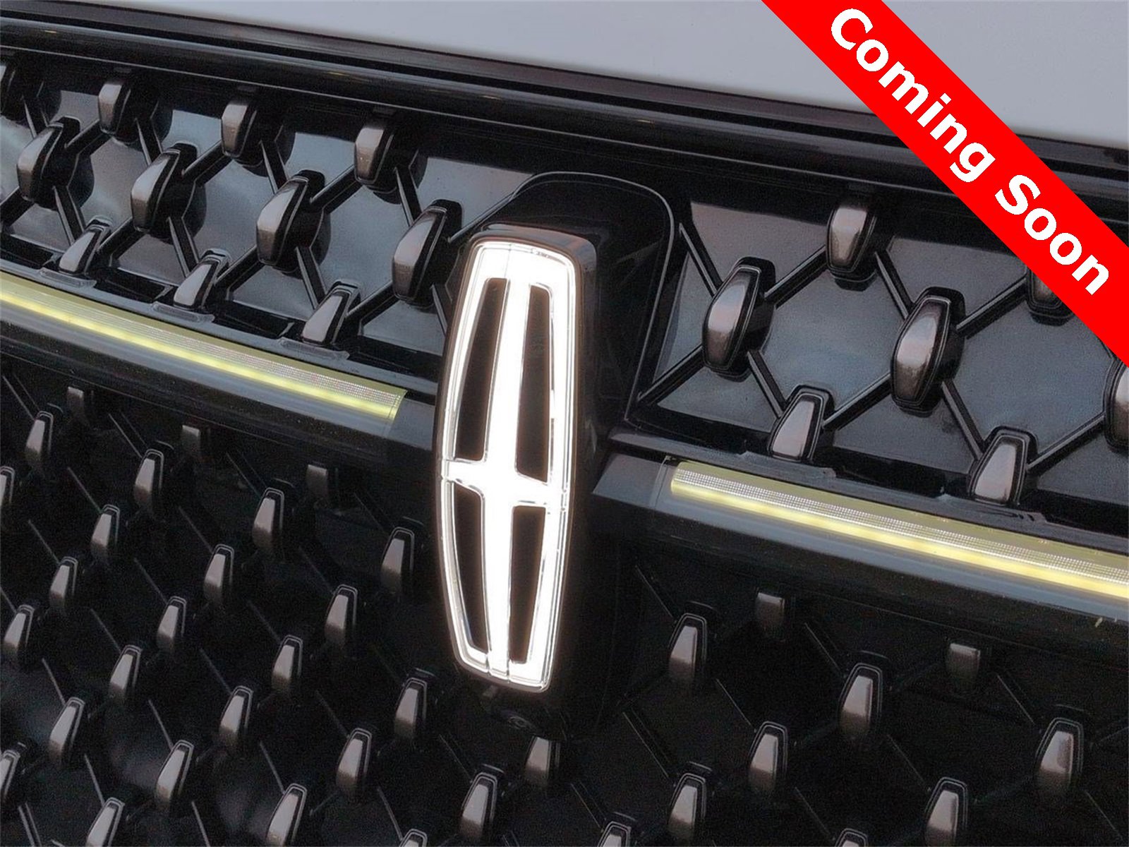 Thumbnail: 2024 Lincoln Nautilus - 10