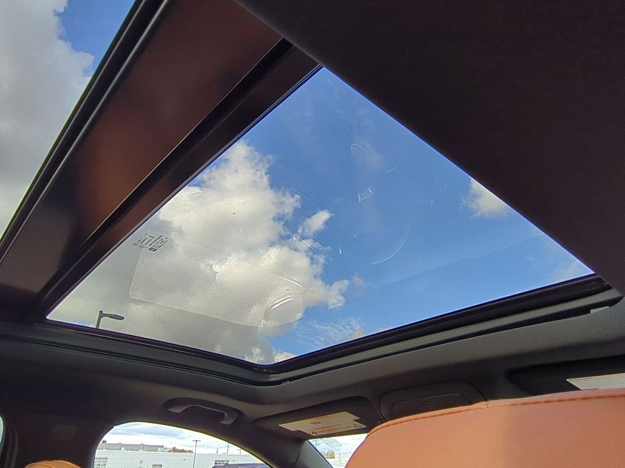 Thumbnail: 2020 Cadillac XT4 - 21