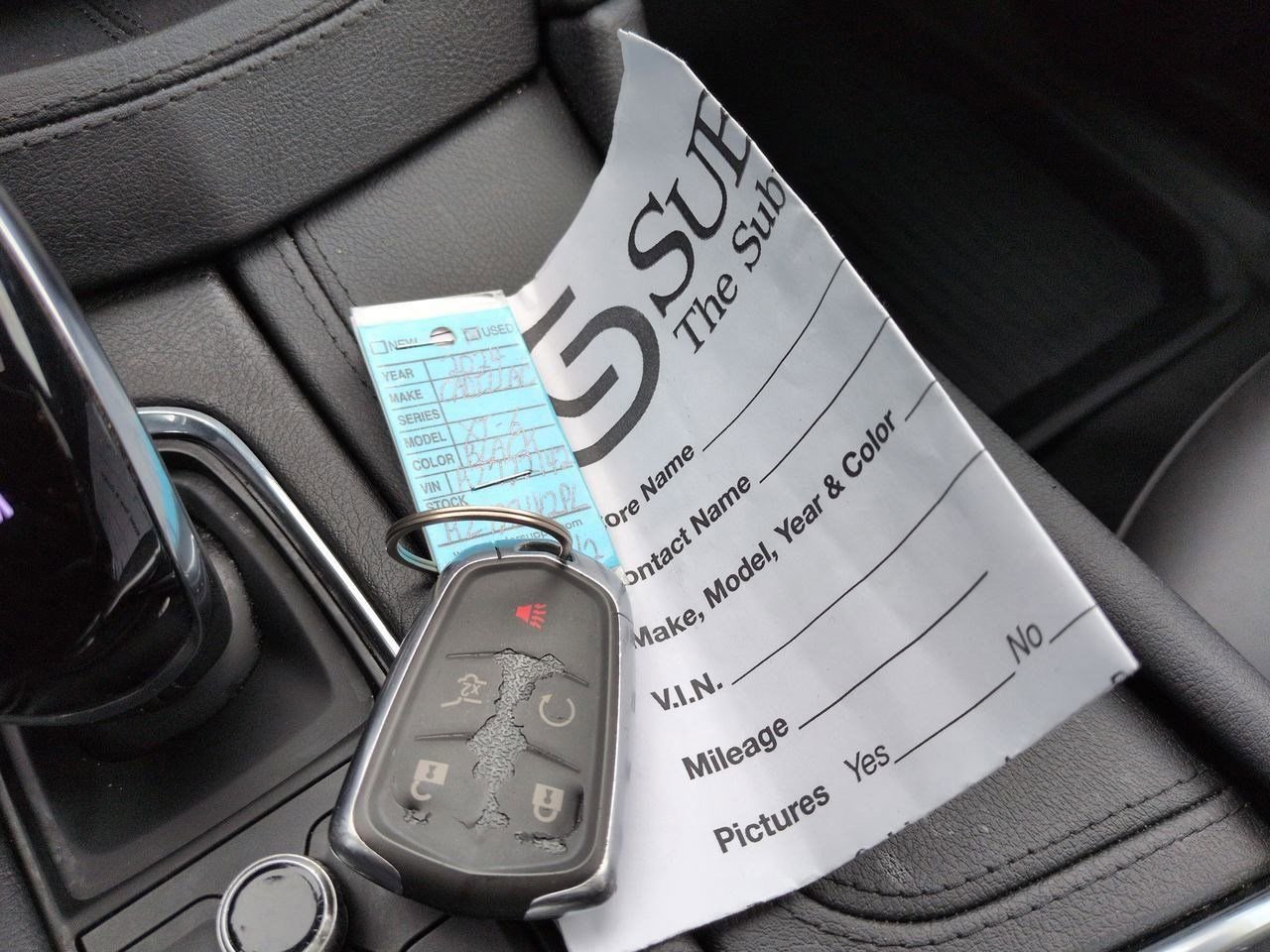 Thumbnail: 2024 Cadillac XT6 - 36