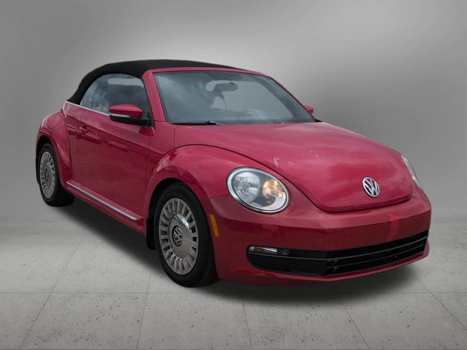 Thumbnail: 2015 Volkswagen Beetle - 8