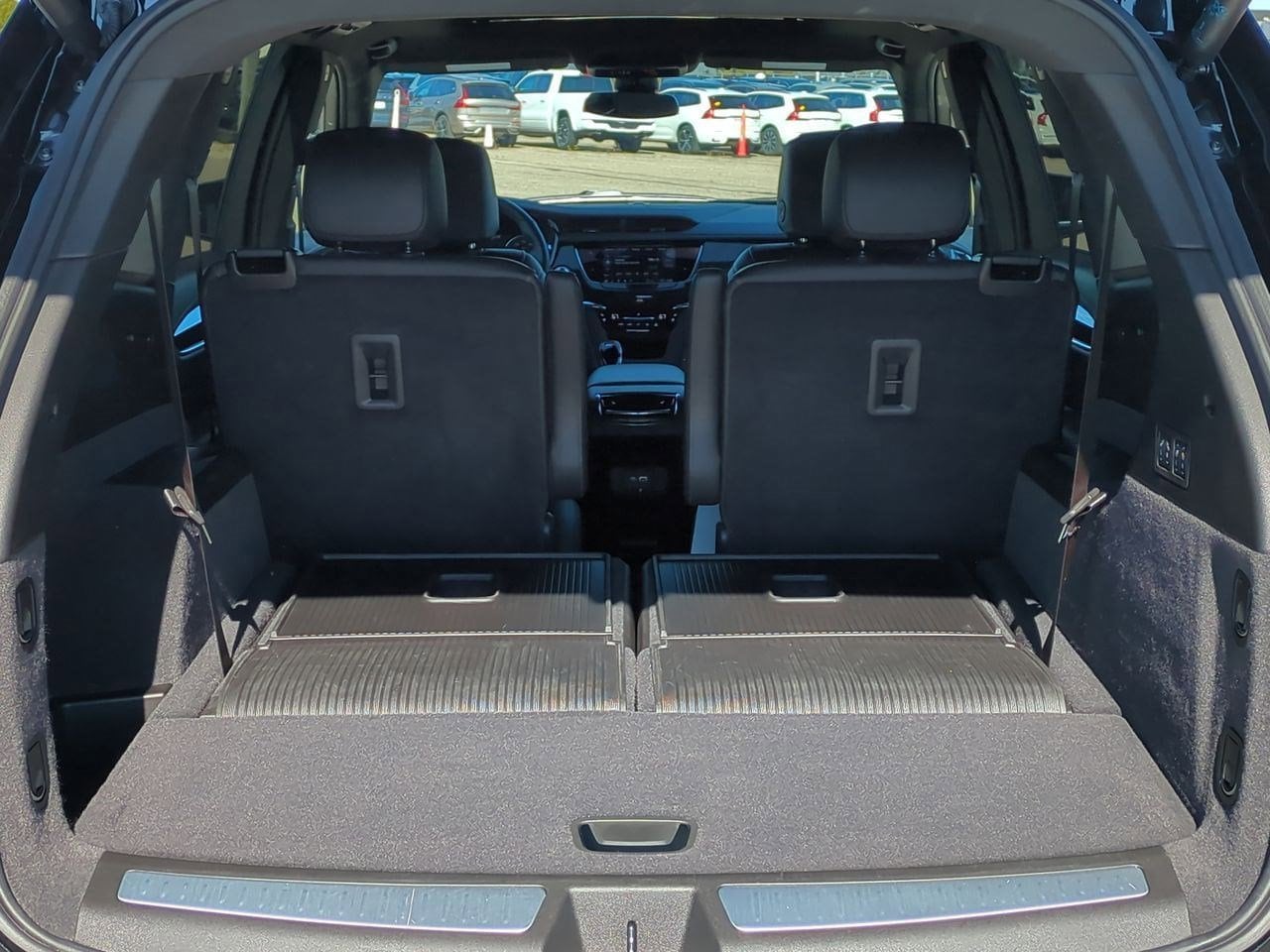 Thumbnail: 2025 Cadillac XT6 - 34