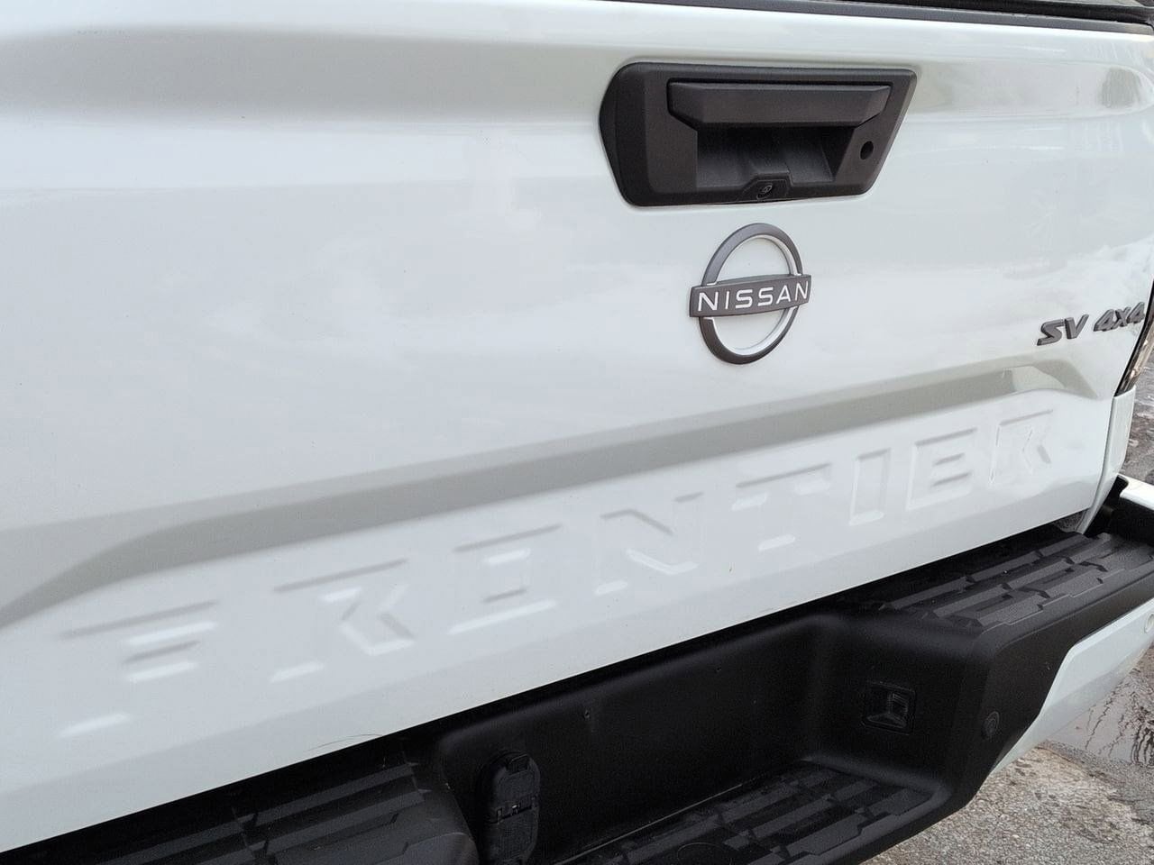 Thumbnail: 2022 Nissan Frontier - 12