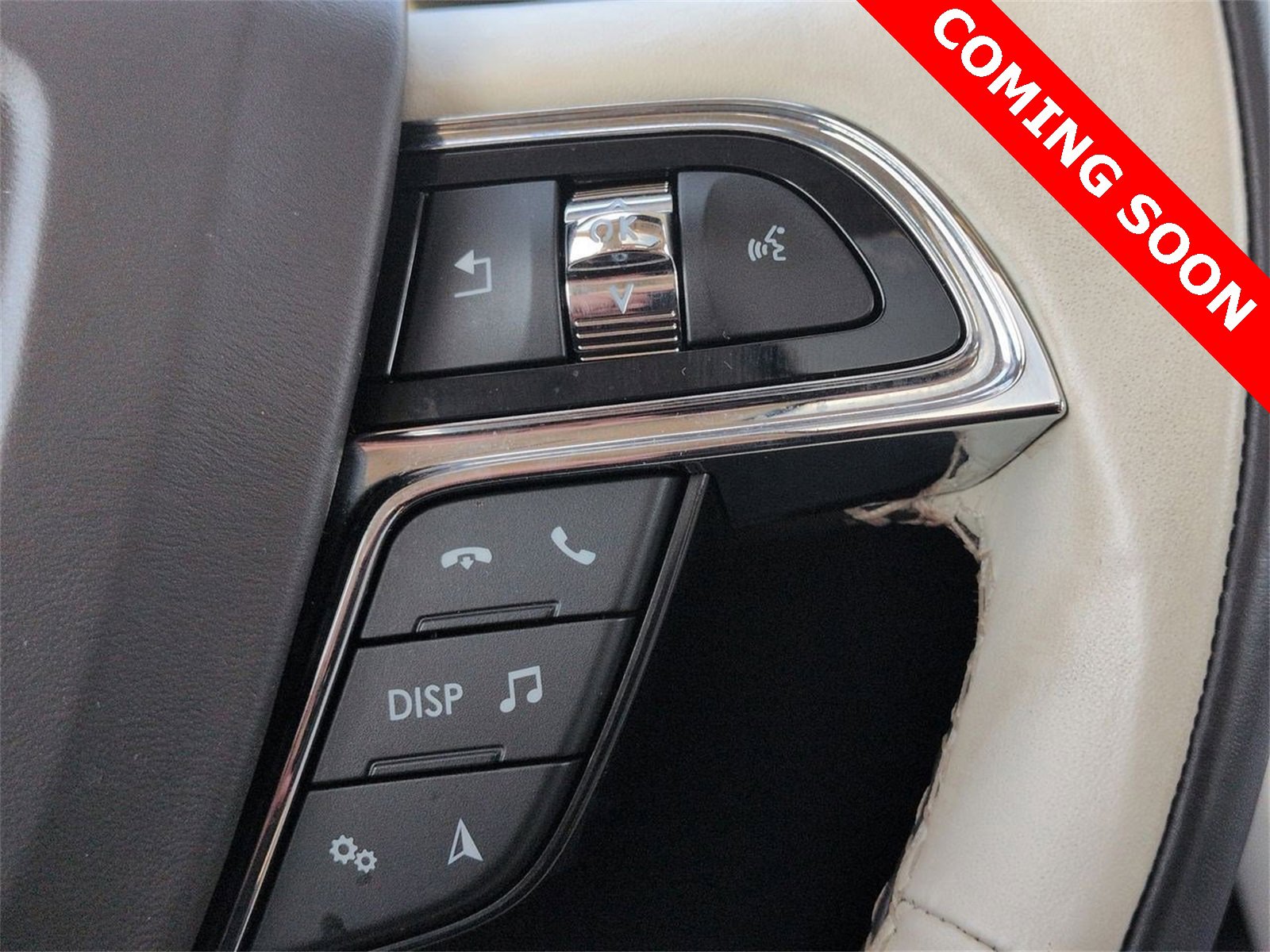 Thumbnail: 2023 Lincoln Nautilus - 26